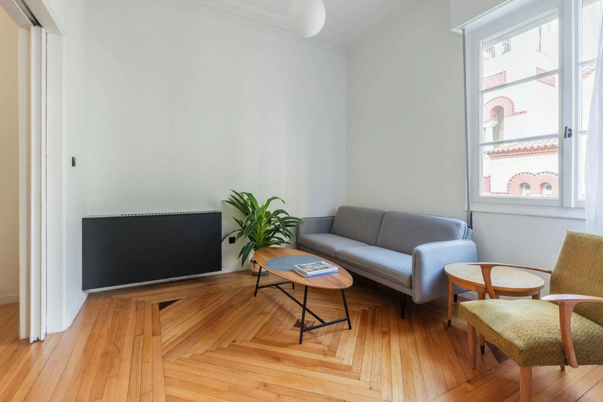 Seating Area in ZOIA The Met by UPSTREET