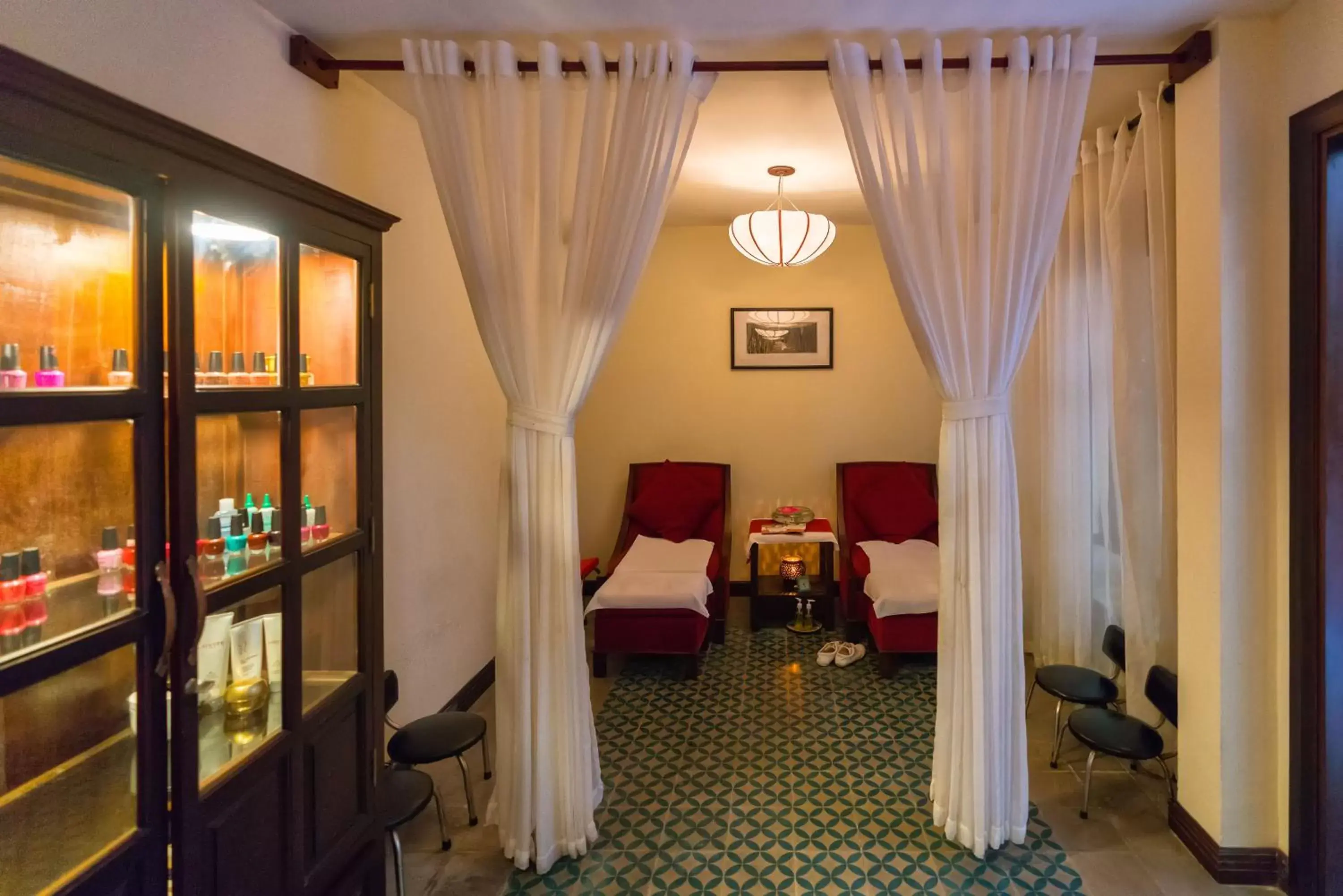 Massage in Little Hoi An . A Boutique Hotel & Spa