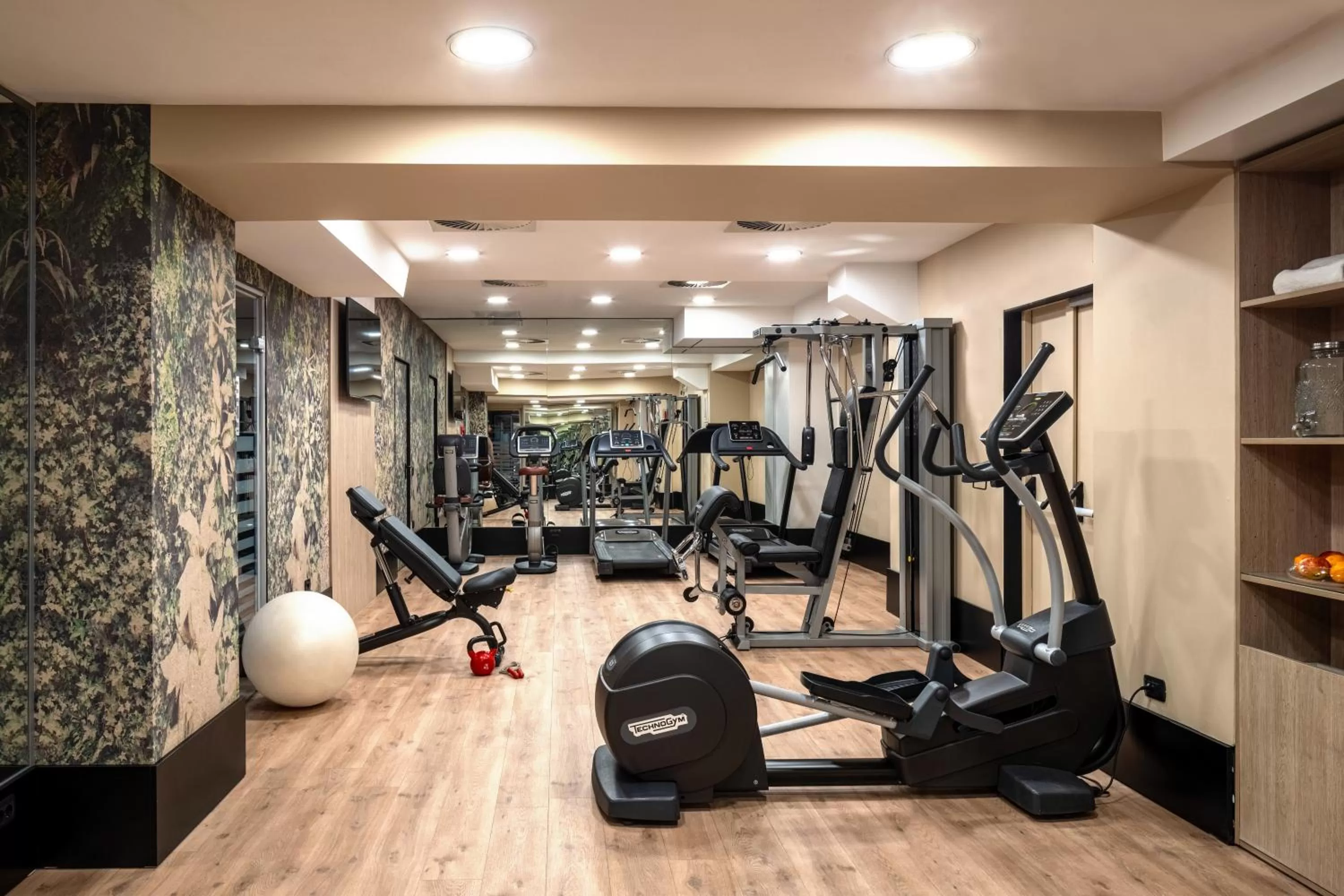 Fitness centre/facilities in UNA Hotels Galles Milano
