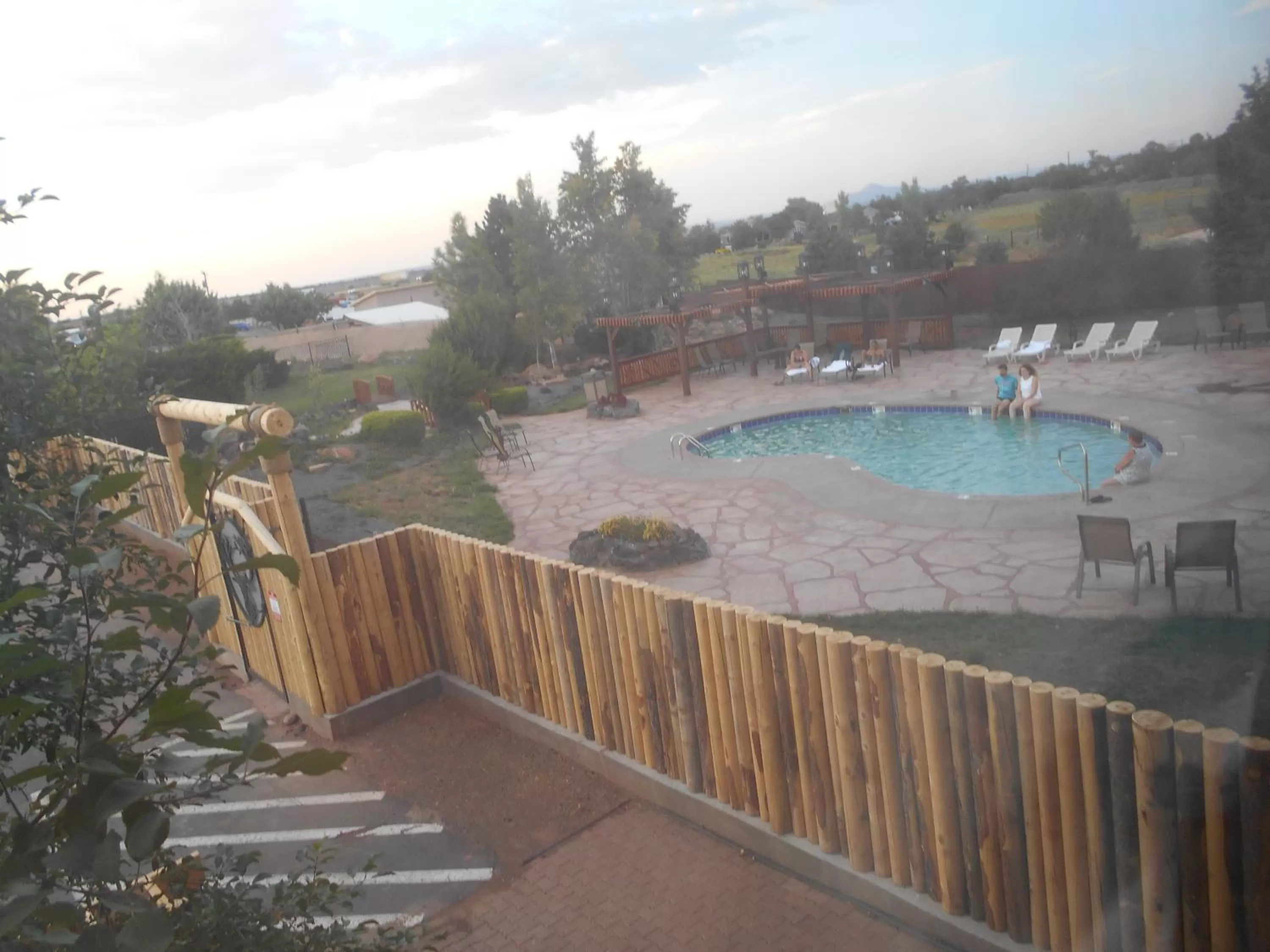 Pool view in Grand Canyon Inn and Motel - South Rim Entrance