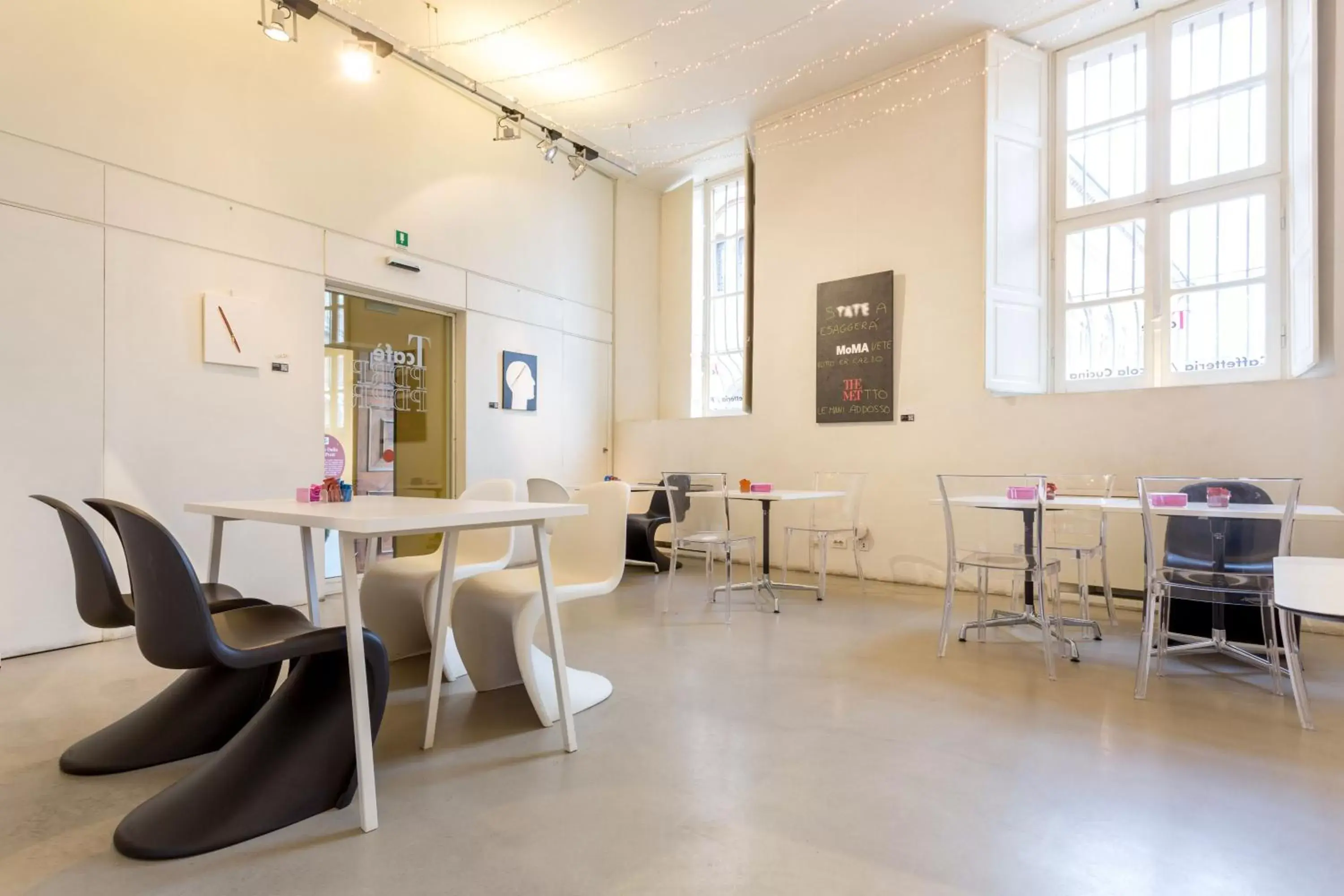 Lounge or bar in Palazzo Dalla Rosa Prati Lounge or bar in Palazzo Dalla Rosa Prati