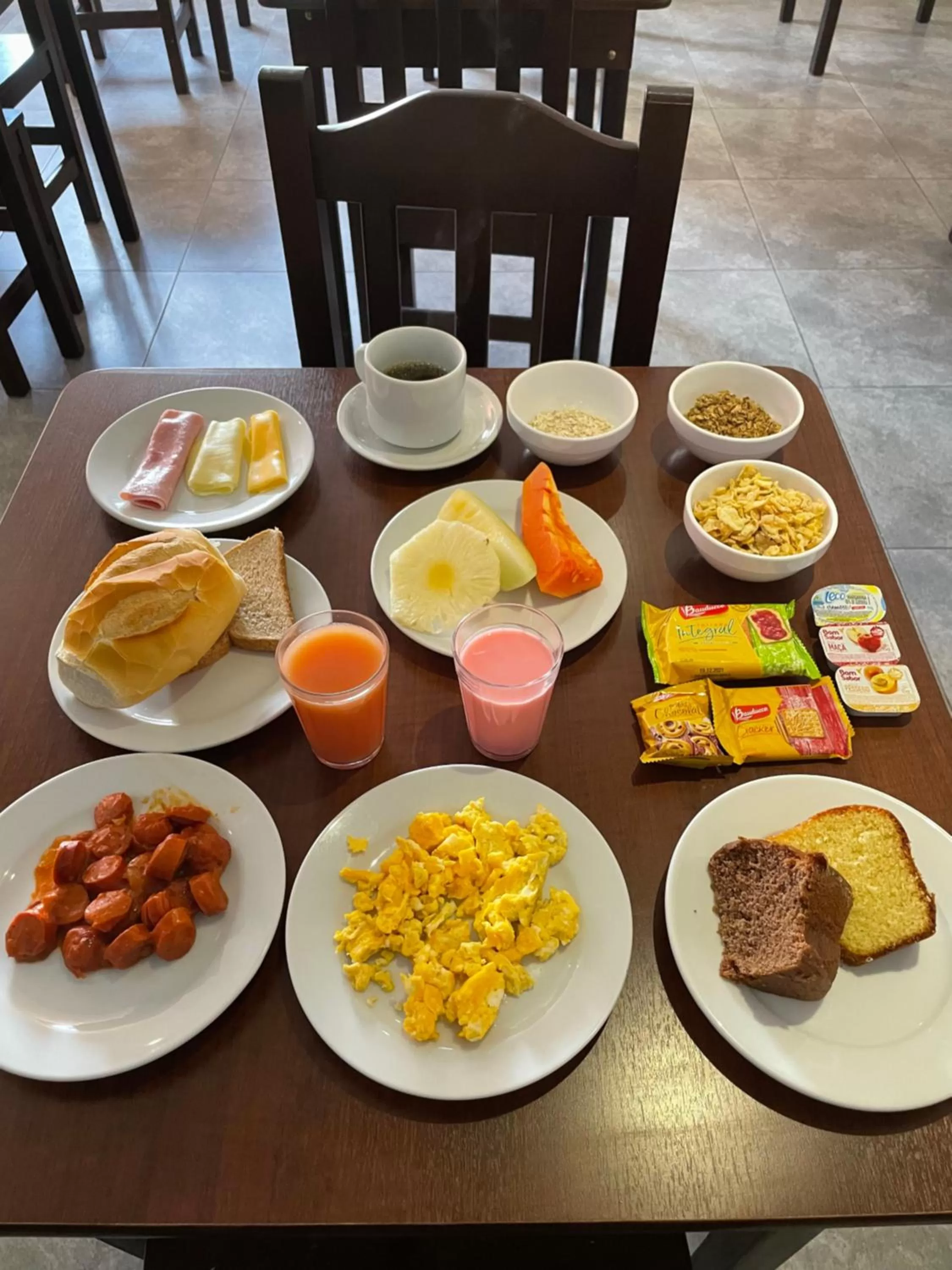 Breakfast in Calandre Hotel