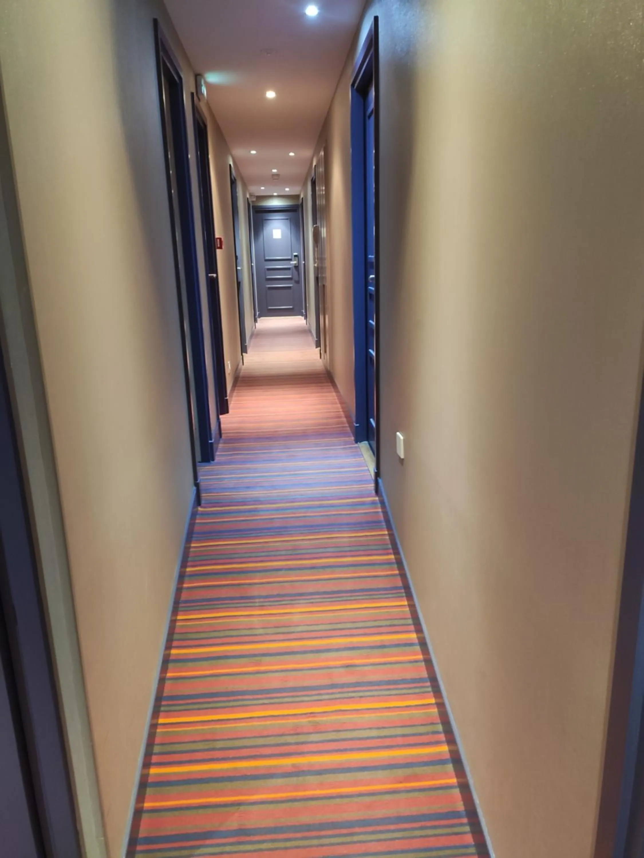 Floor plan in Hôtel Le Relais Saint Charles