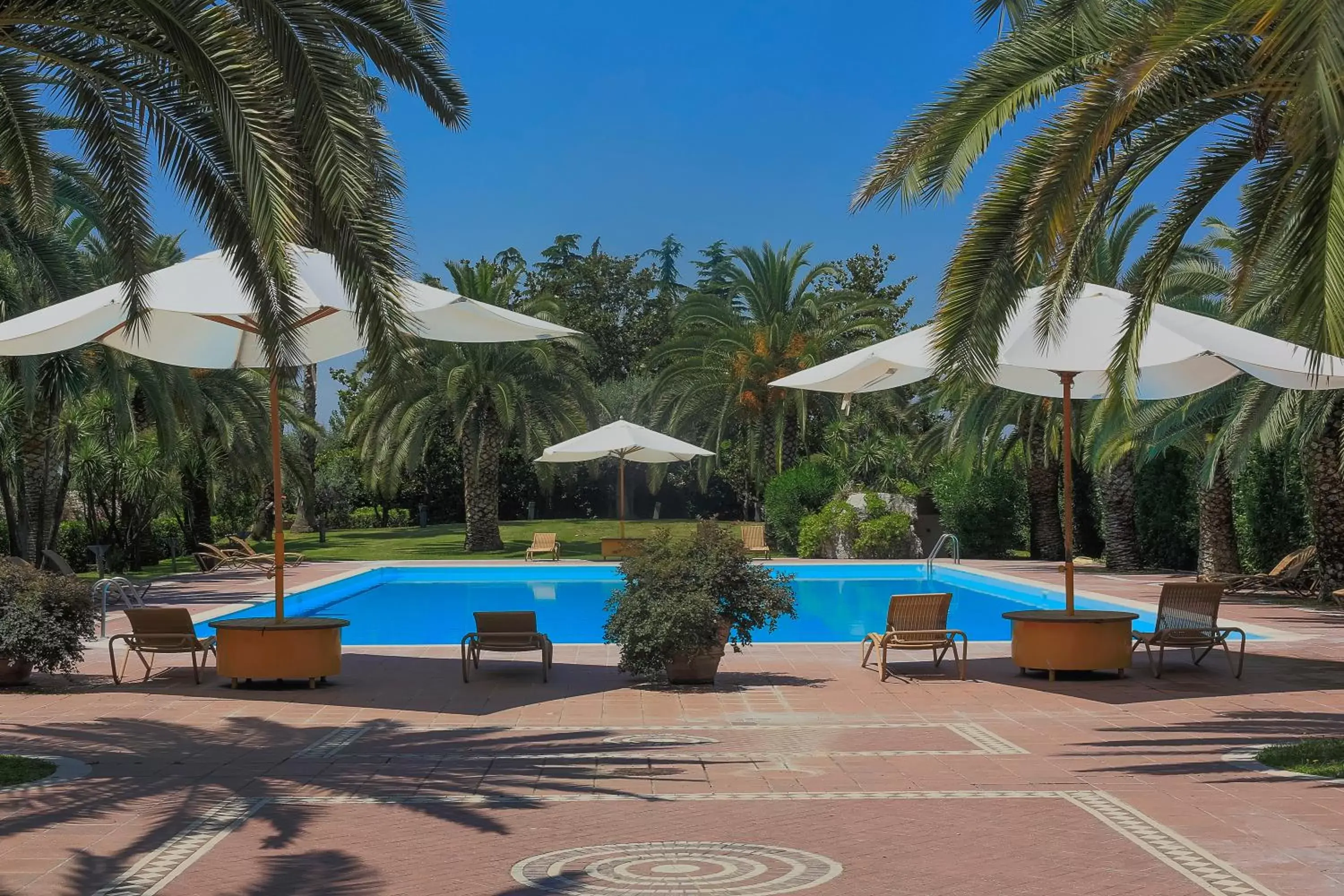 Swimming pool in Grand Hotel Duca D'Este Swimming pool in Grand Hotel Duca D'Este