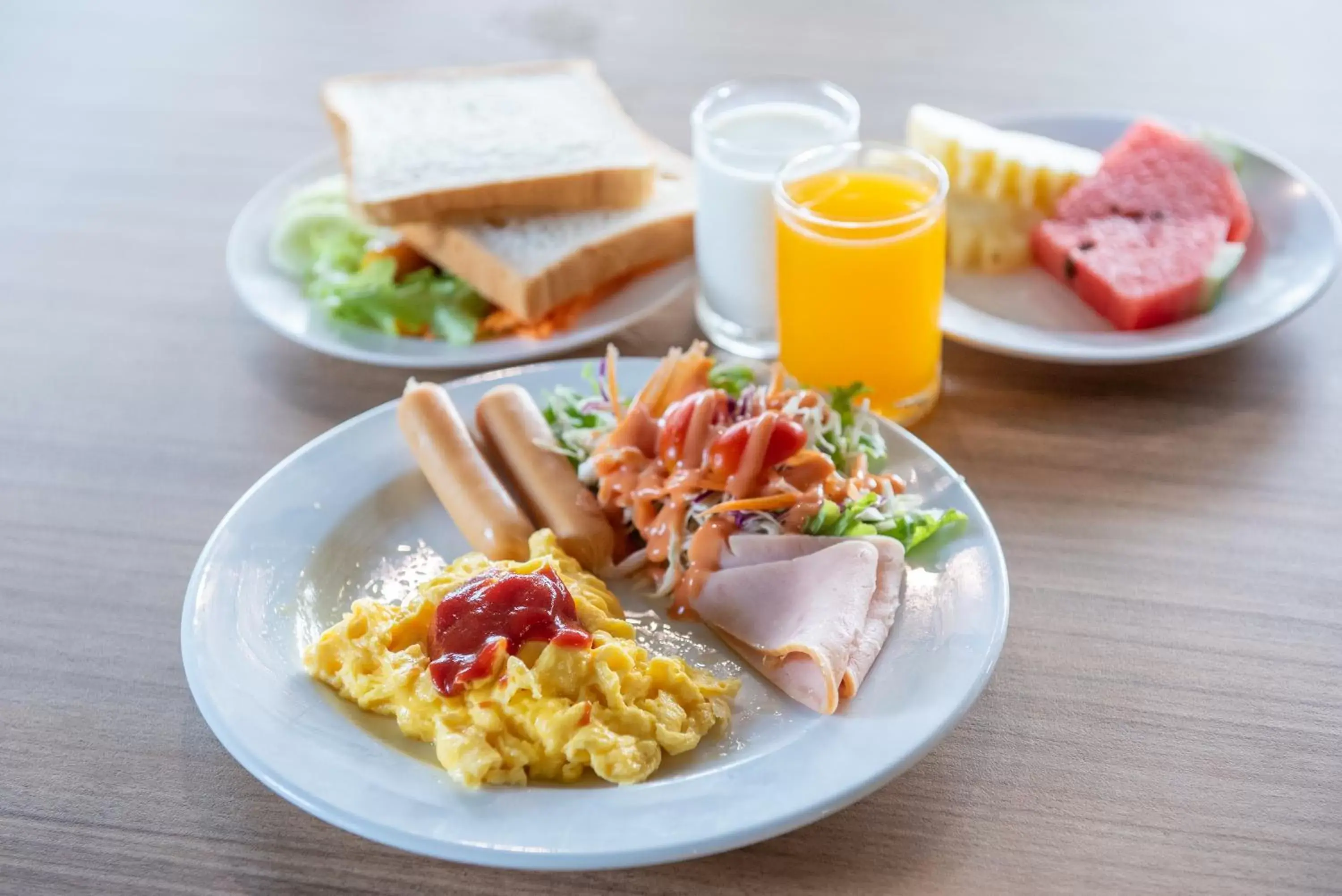 Food and drinks in The Legacy River Kwai Resort Food and drinks in The Legacy River Kwai Resort