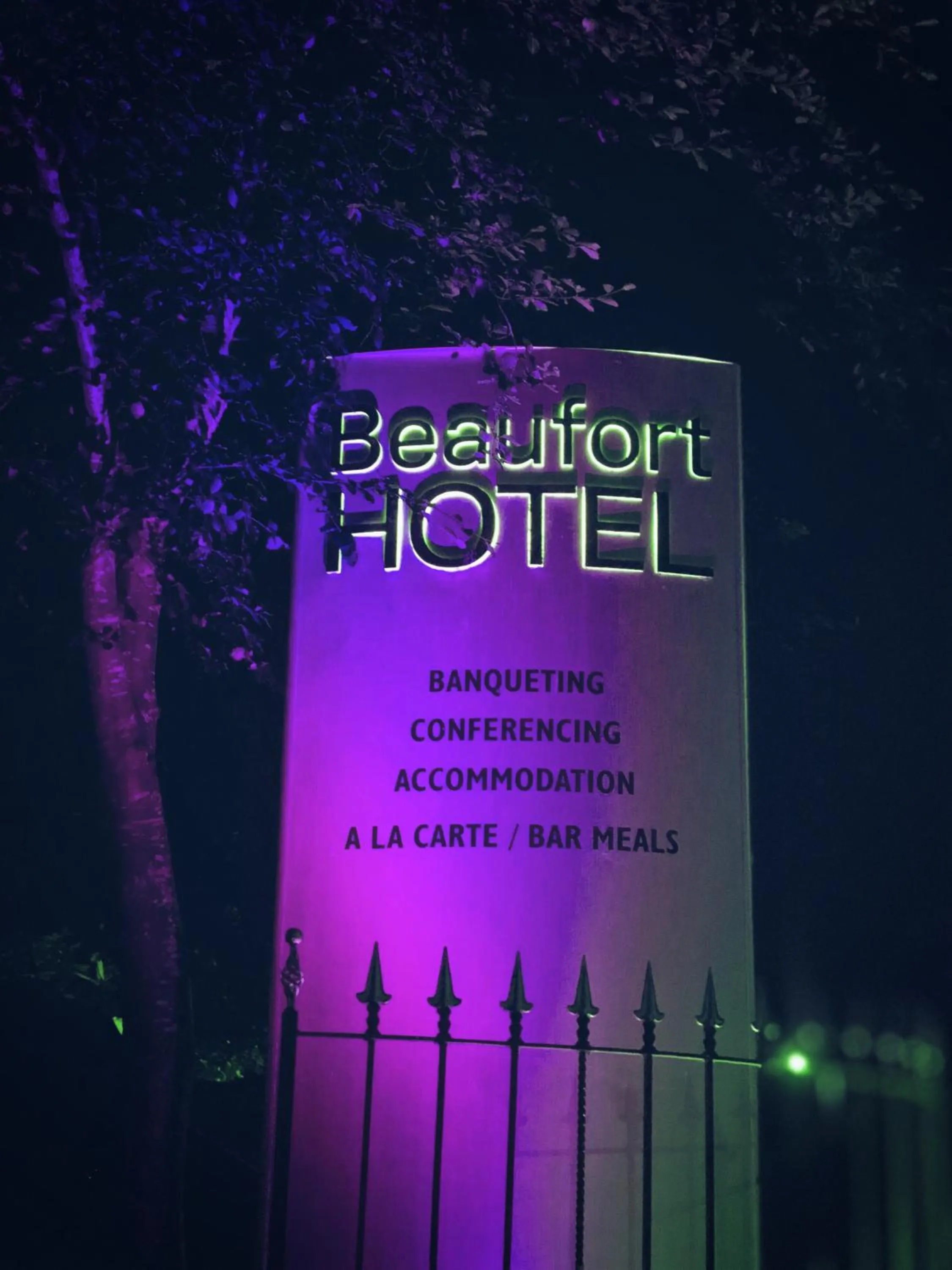 Beaufort Hotel