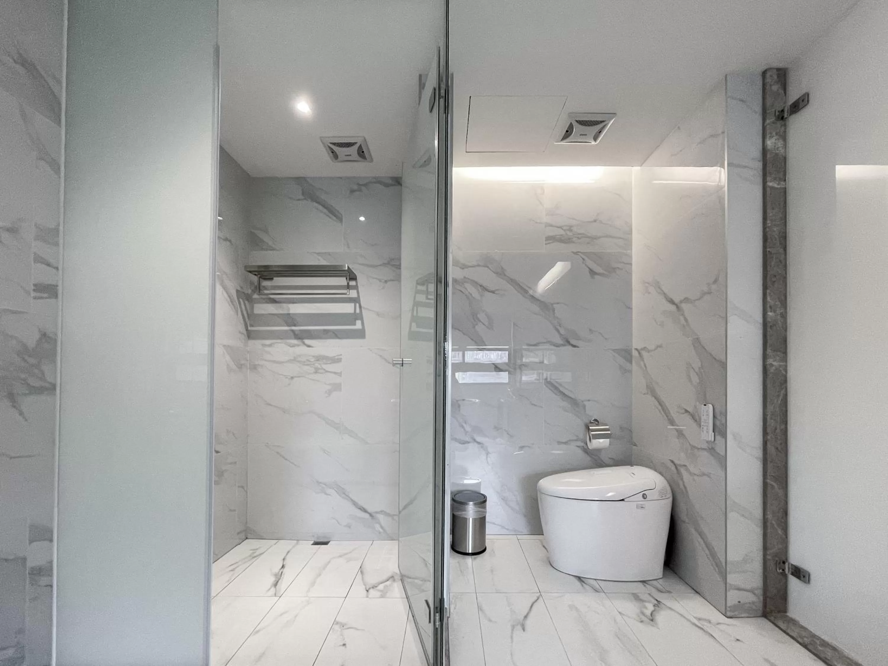 Bathroom in CHECK inn Taichung Qinghai