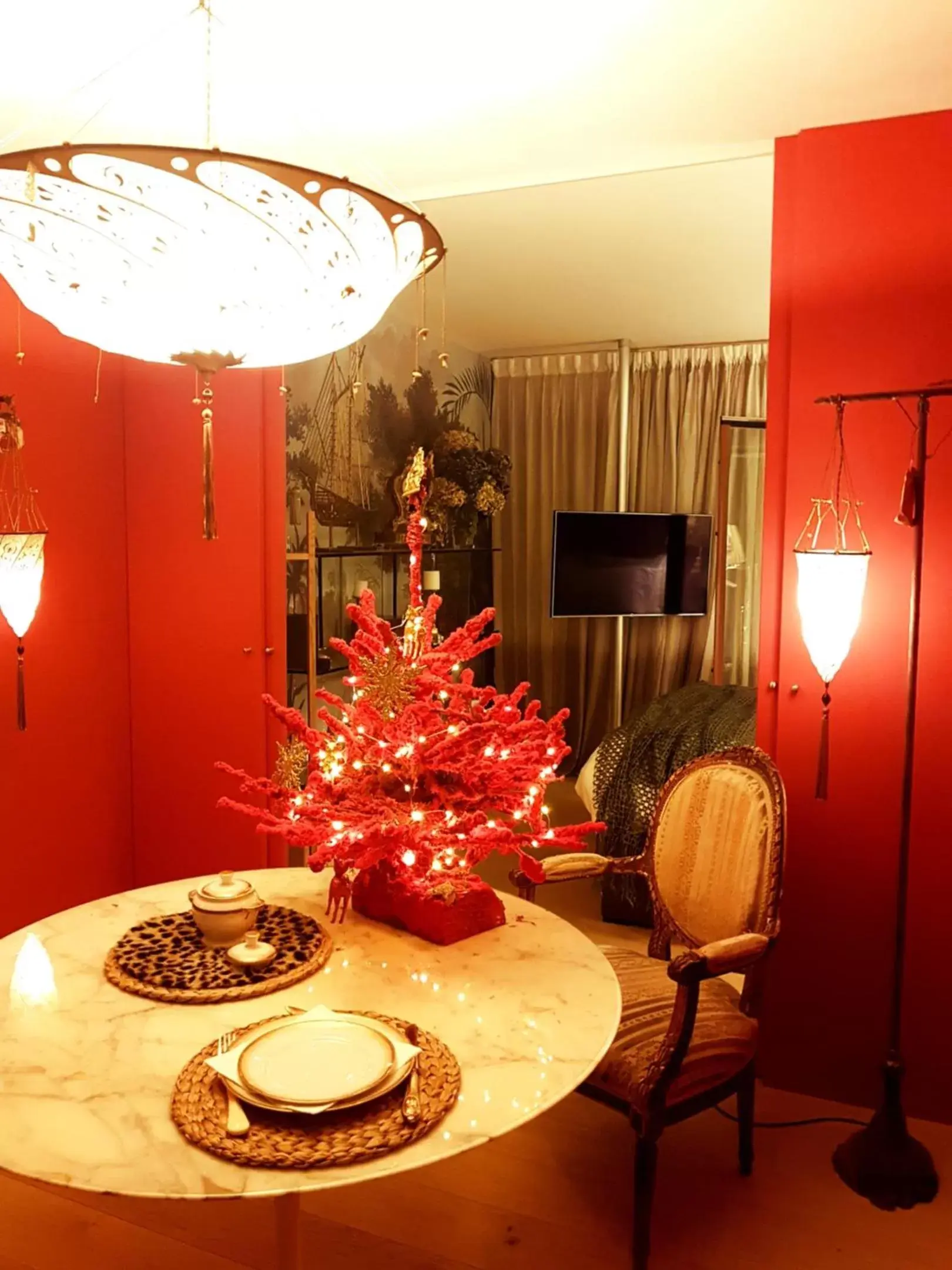 Dining Area in suite Fortuny