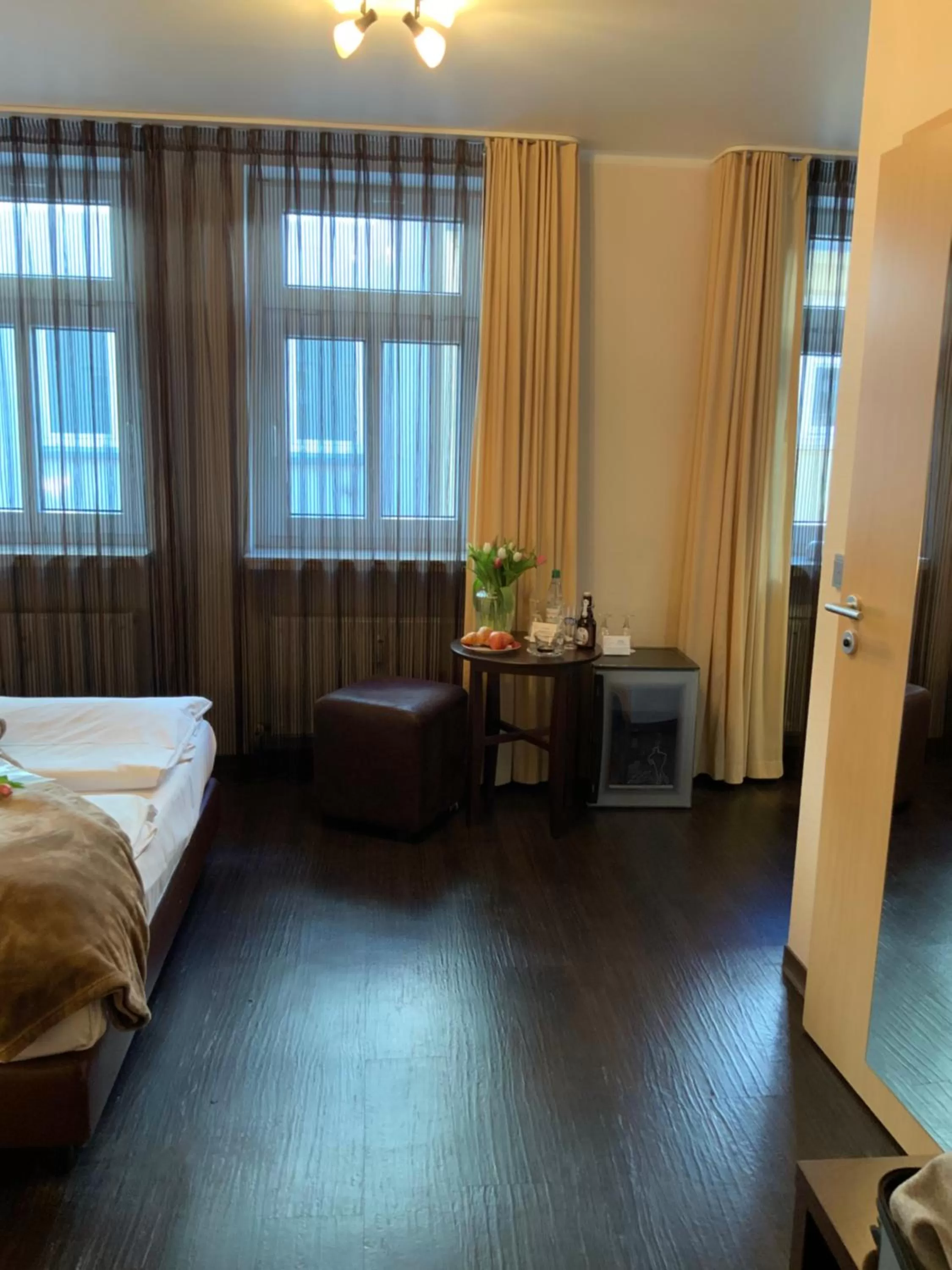 Photo of the whole room, Bed in Altstadthotel Arte