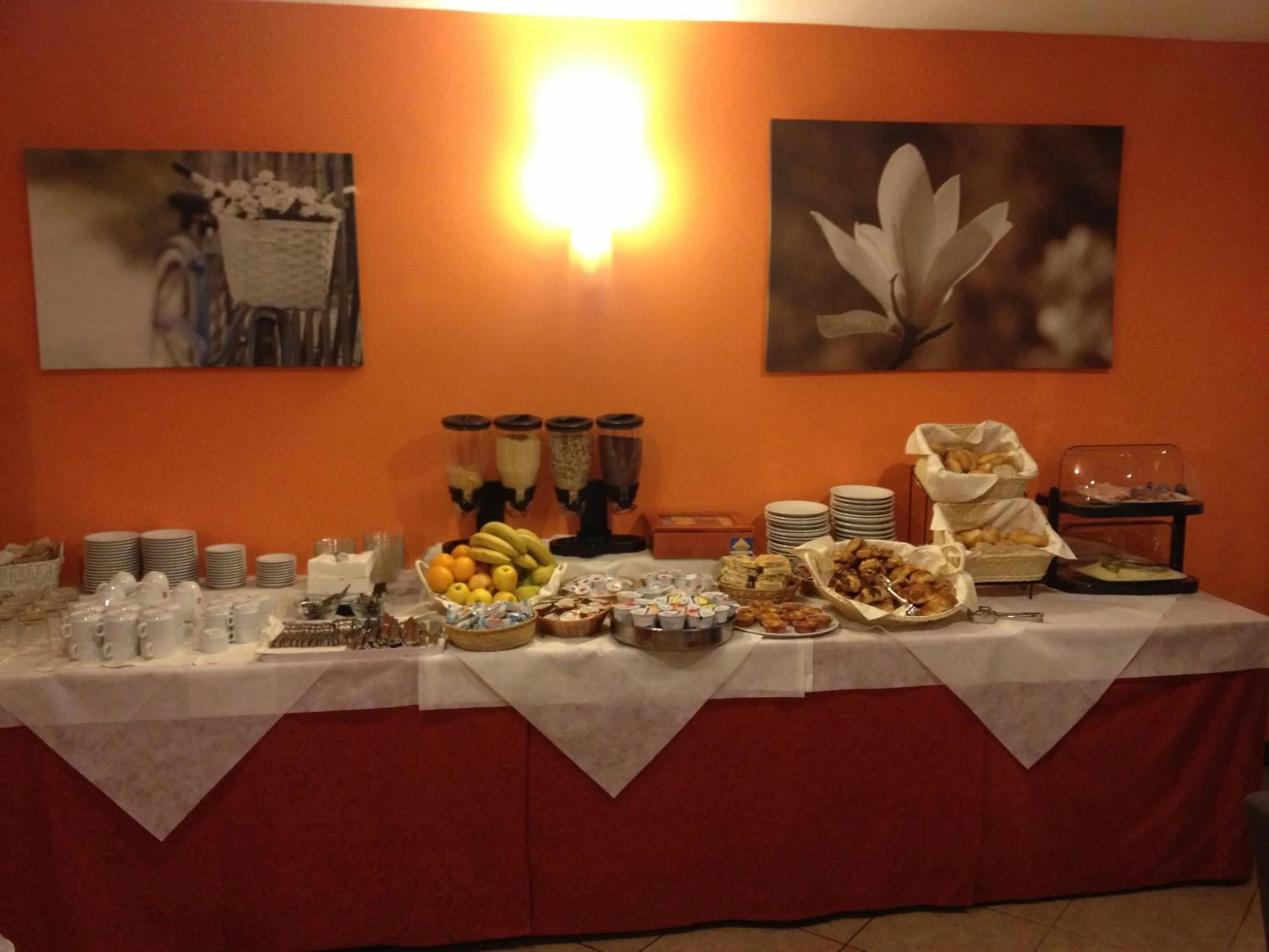 Restaurant/places to eat in Cavalieri del Tau