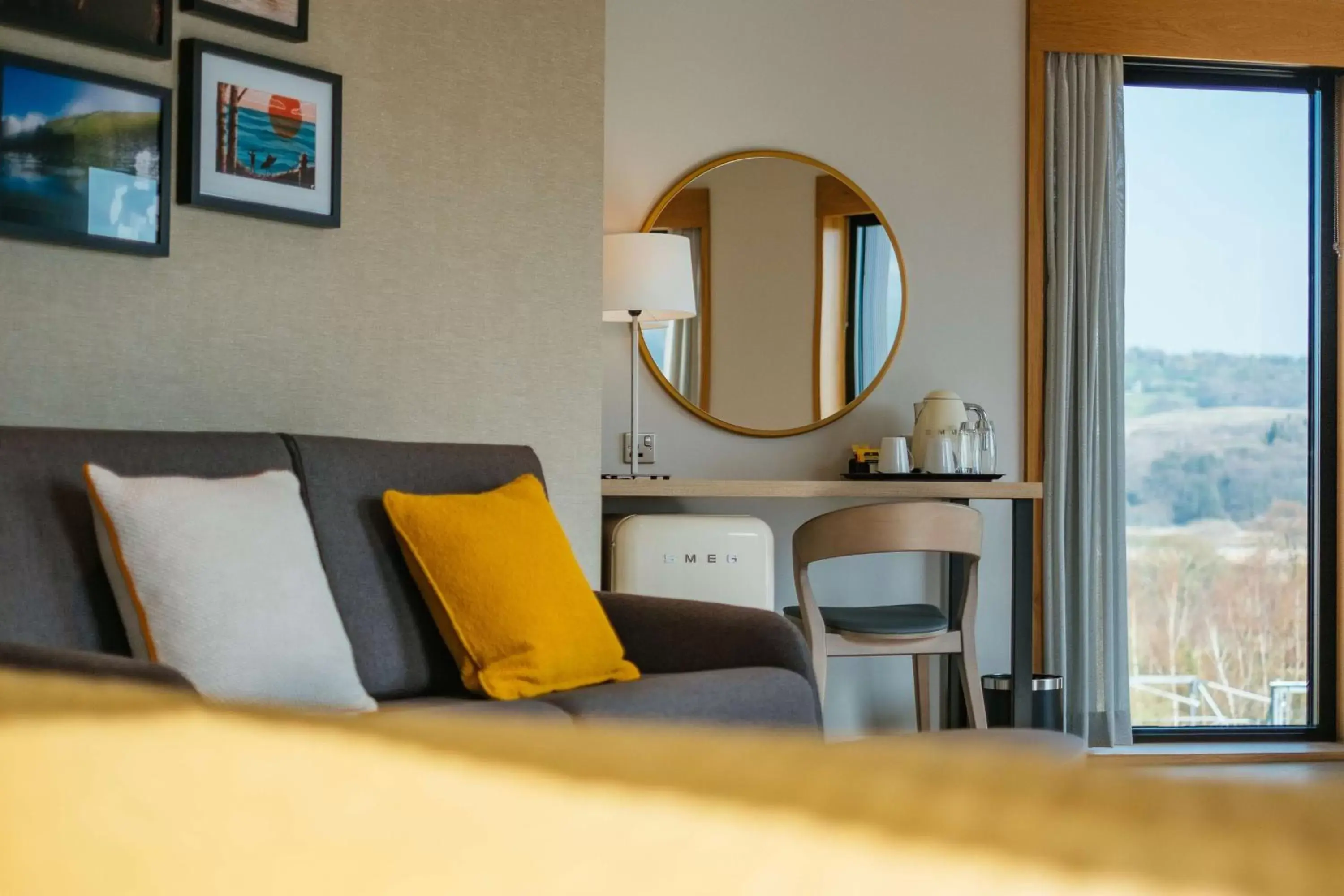 Bedroom, Seating Area in Hilton Garden Inn Snowdonia