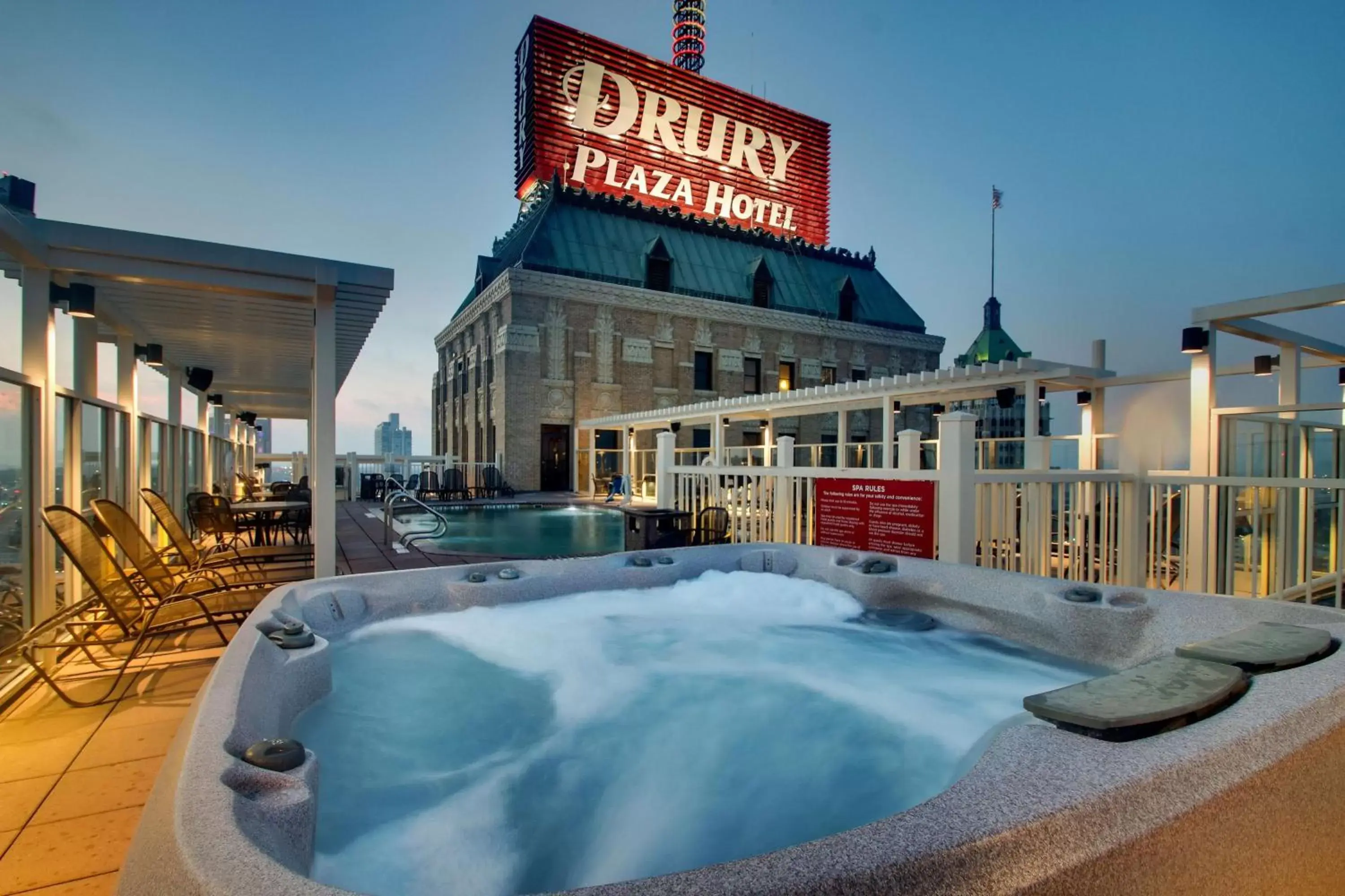 Pool view, Property Building in Drury Plaza Hotel San Antonio Riverwalk