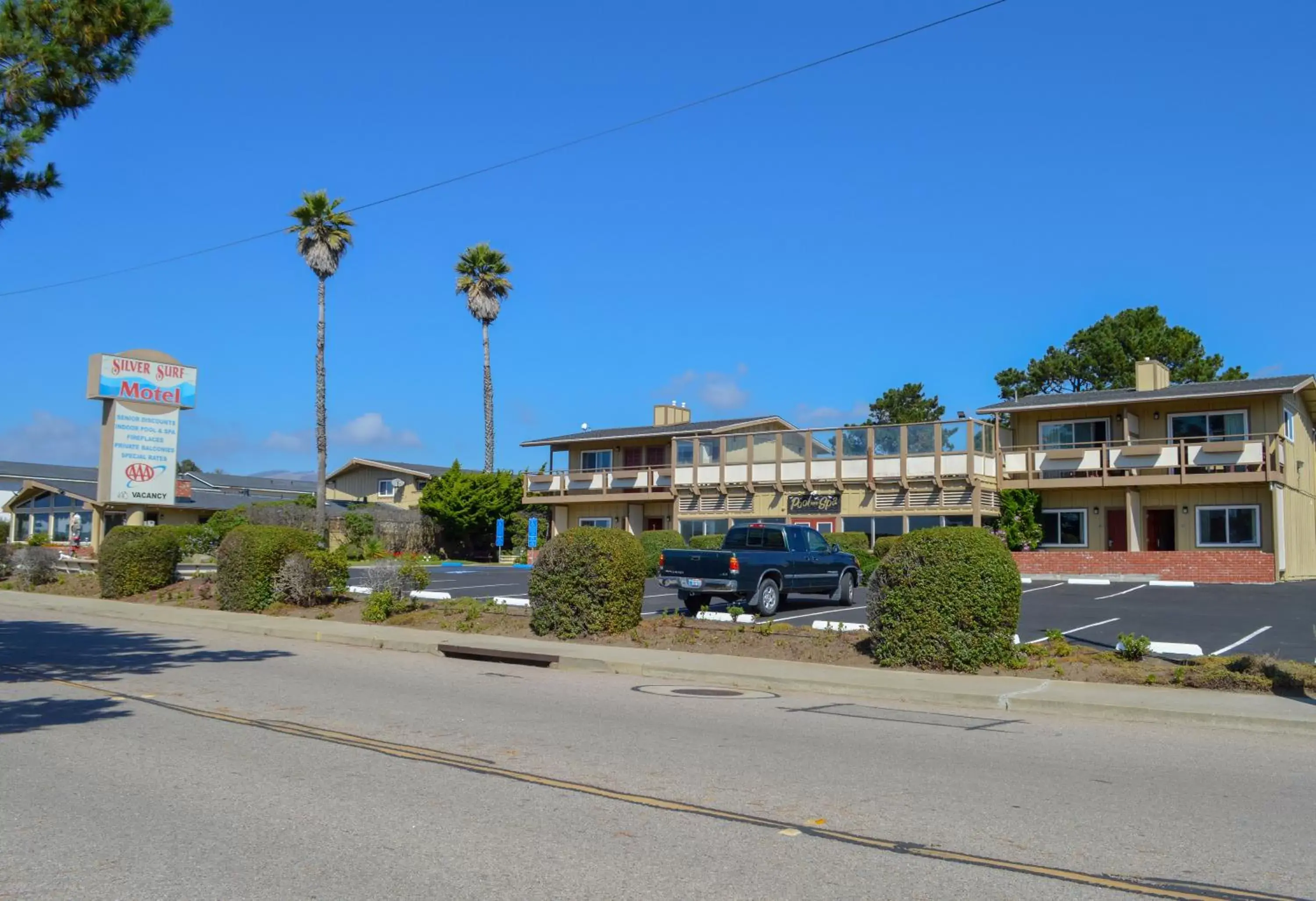 Property Building in Silver Surf Motel