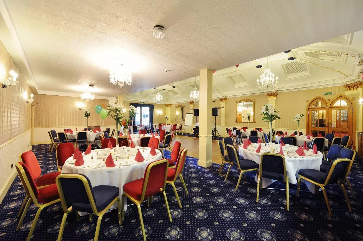 Banquet/Function facilities, Restaurant/Places to Eat in The Royal George Hotel