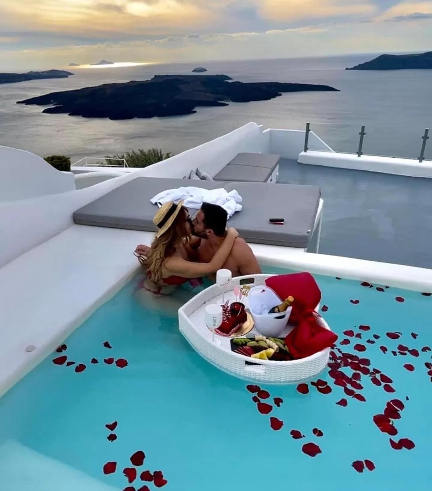 Breakfast in U & ME SUITES