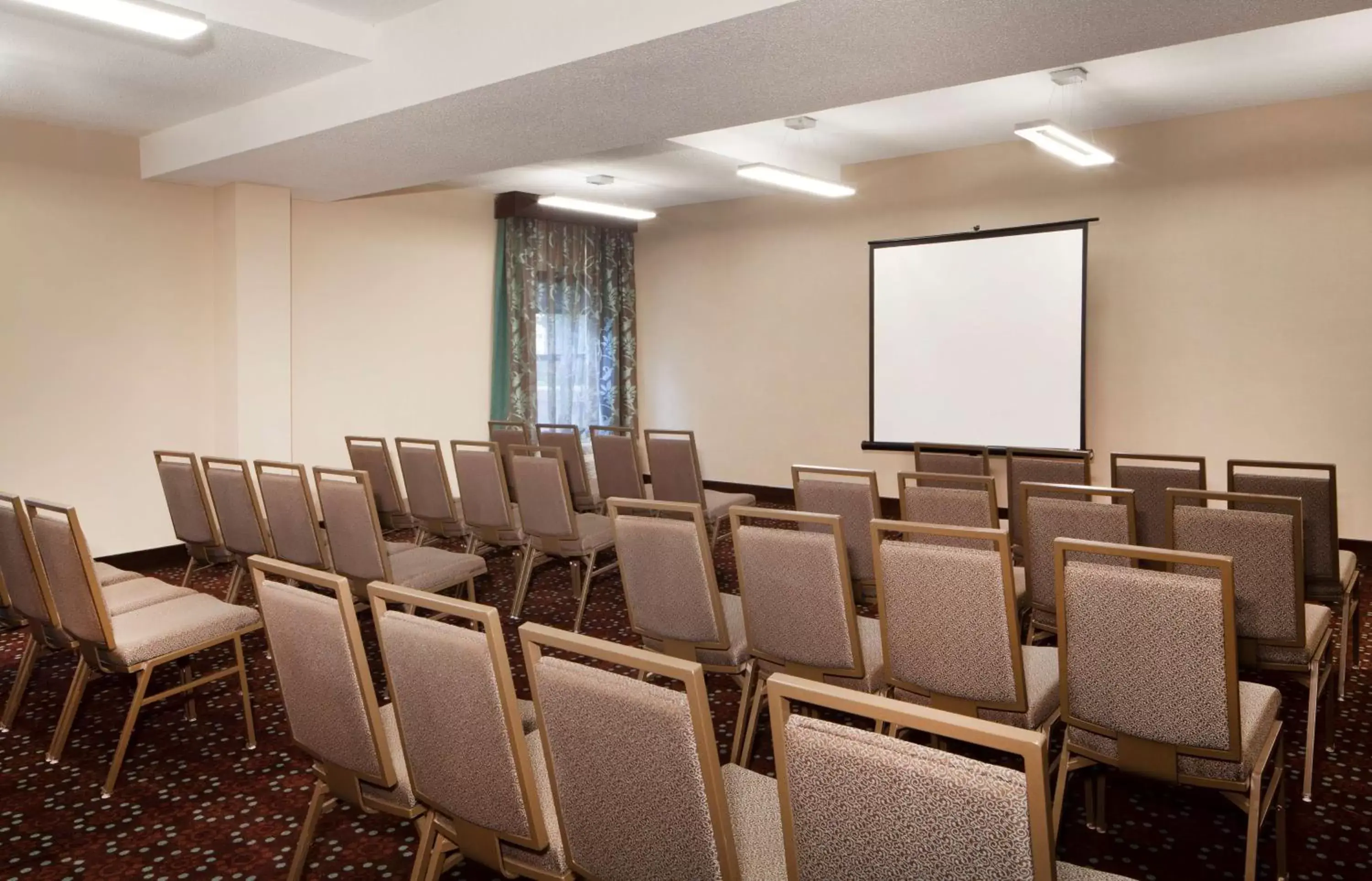 Meeting/conference room in Hampton Inn Lawrenceville