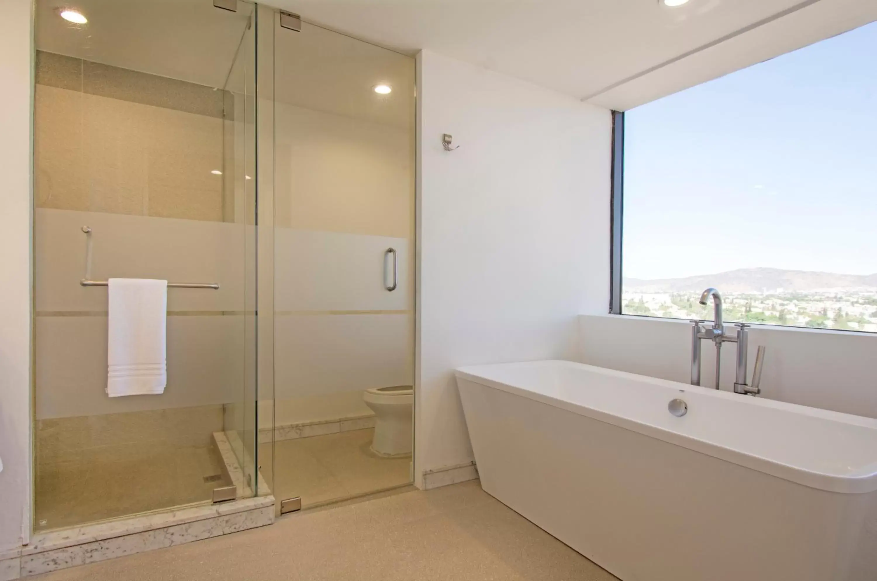 Bathroom in Presidente InterContinental Guadalajara, an IHG Hotel