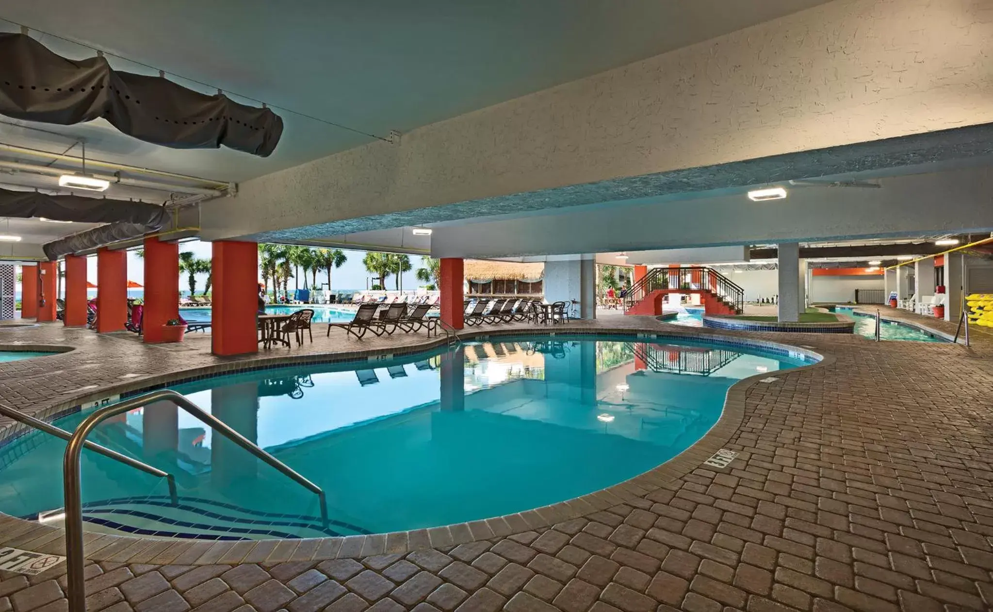 Swimming Pool in Grande Cayman Resort