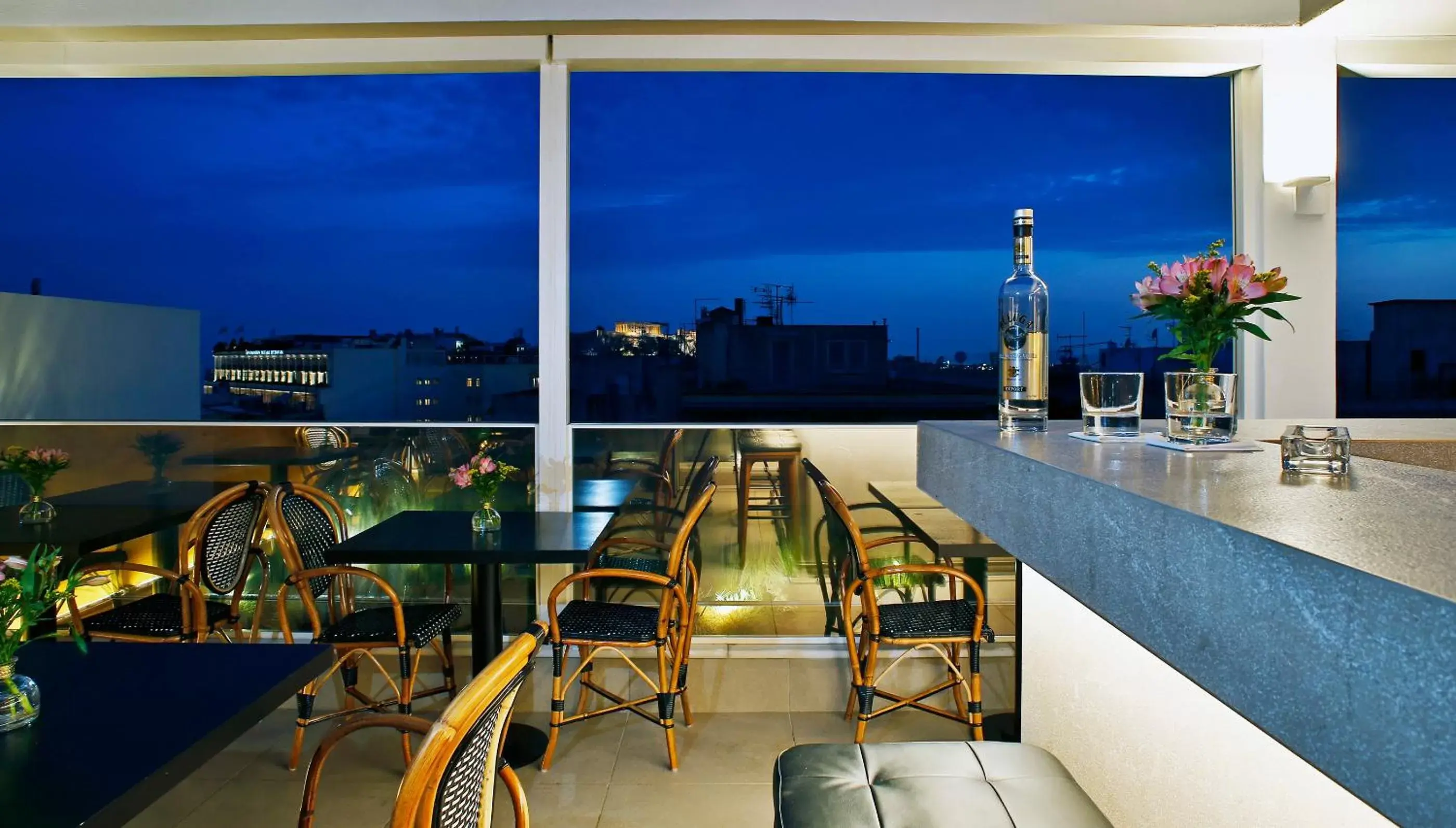 Balcony/Terrace, Restaurant/Places to Eat in Hotel Lozenge