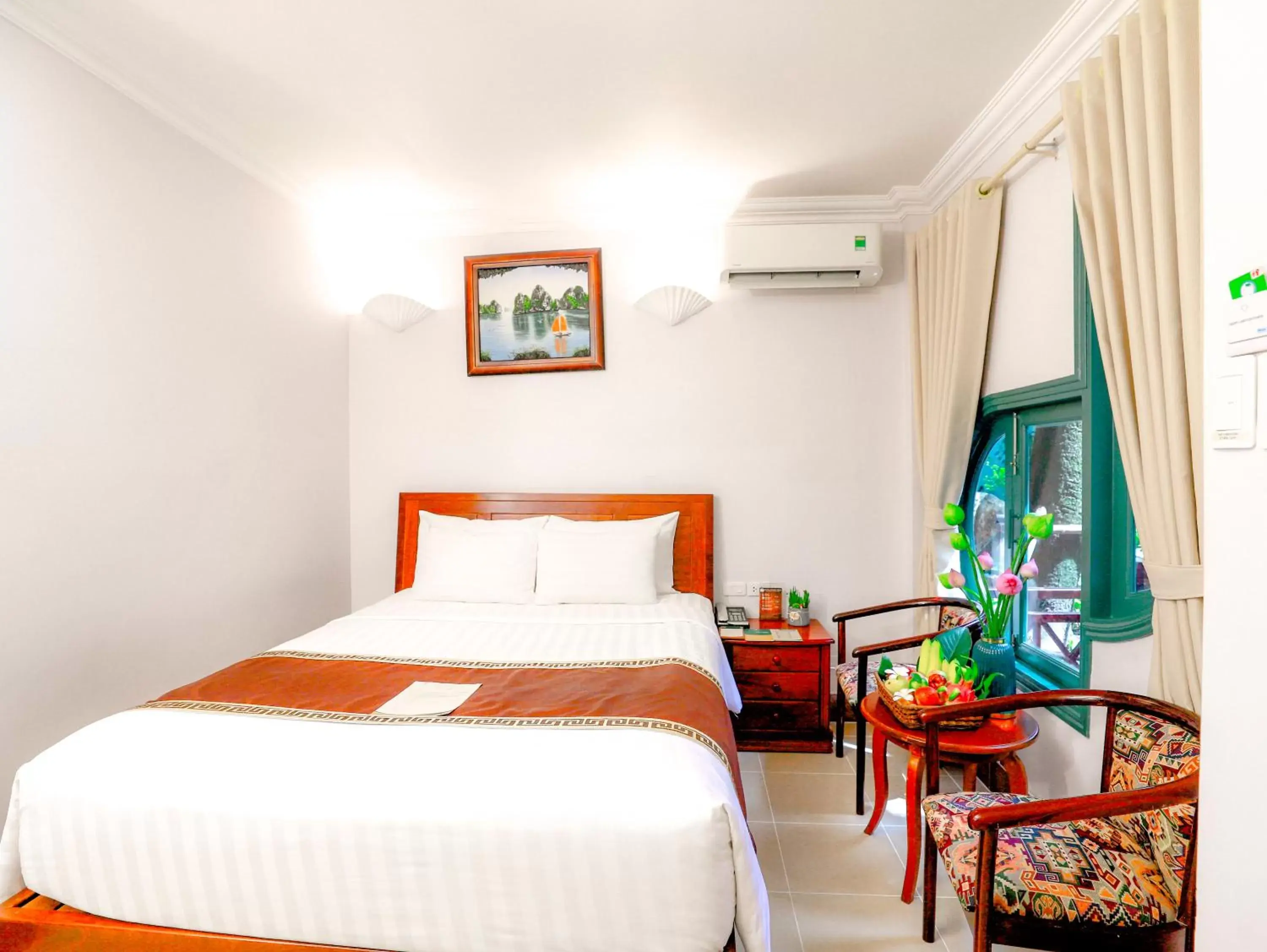 Superior Double Room in Phuong Nam Resort Superior Double Room in Phuong Nam Resort