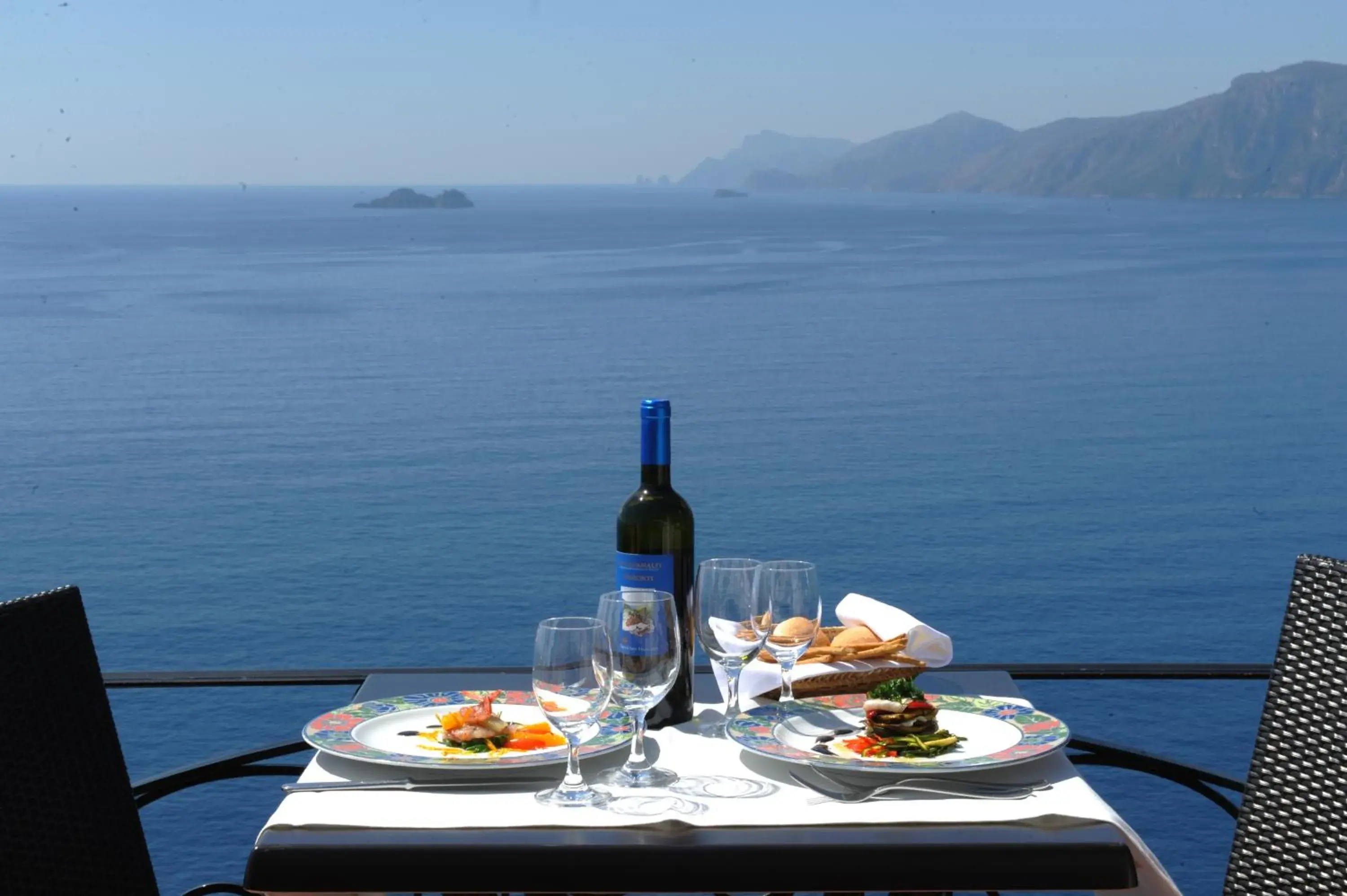 Restaurant/places to eat in Tramonto d'Oro