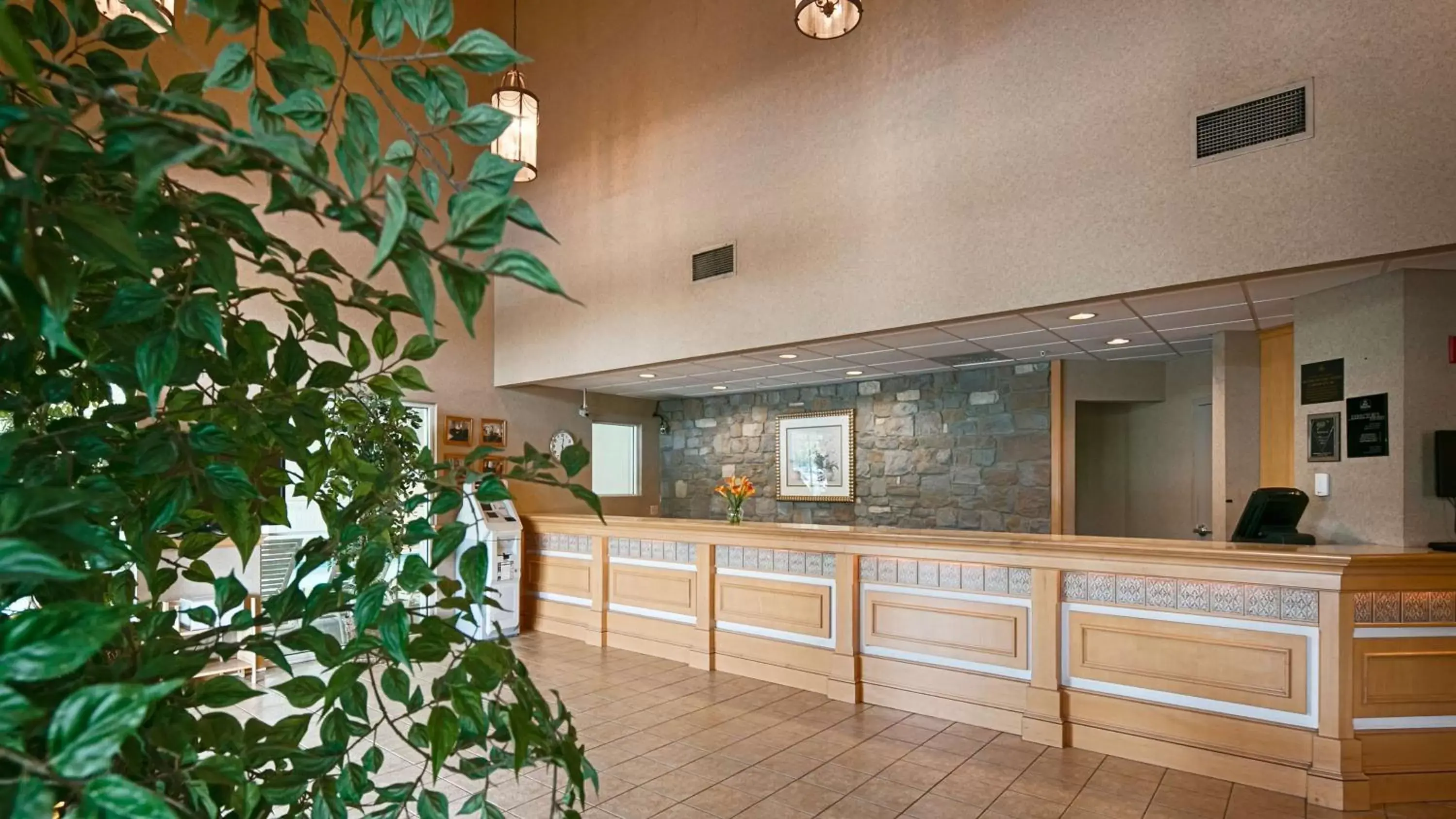 Lobby or reception, Lobby/Reception in Best Western PLUS Revere Inn & Suites