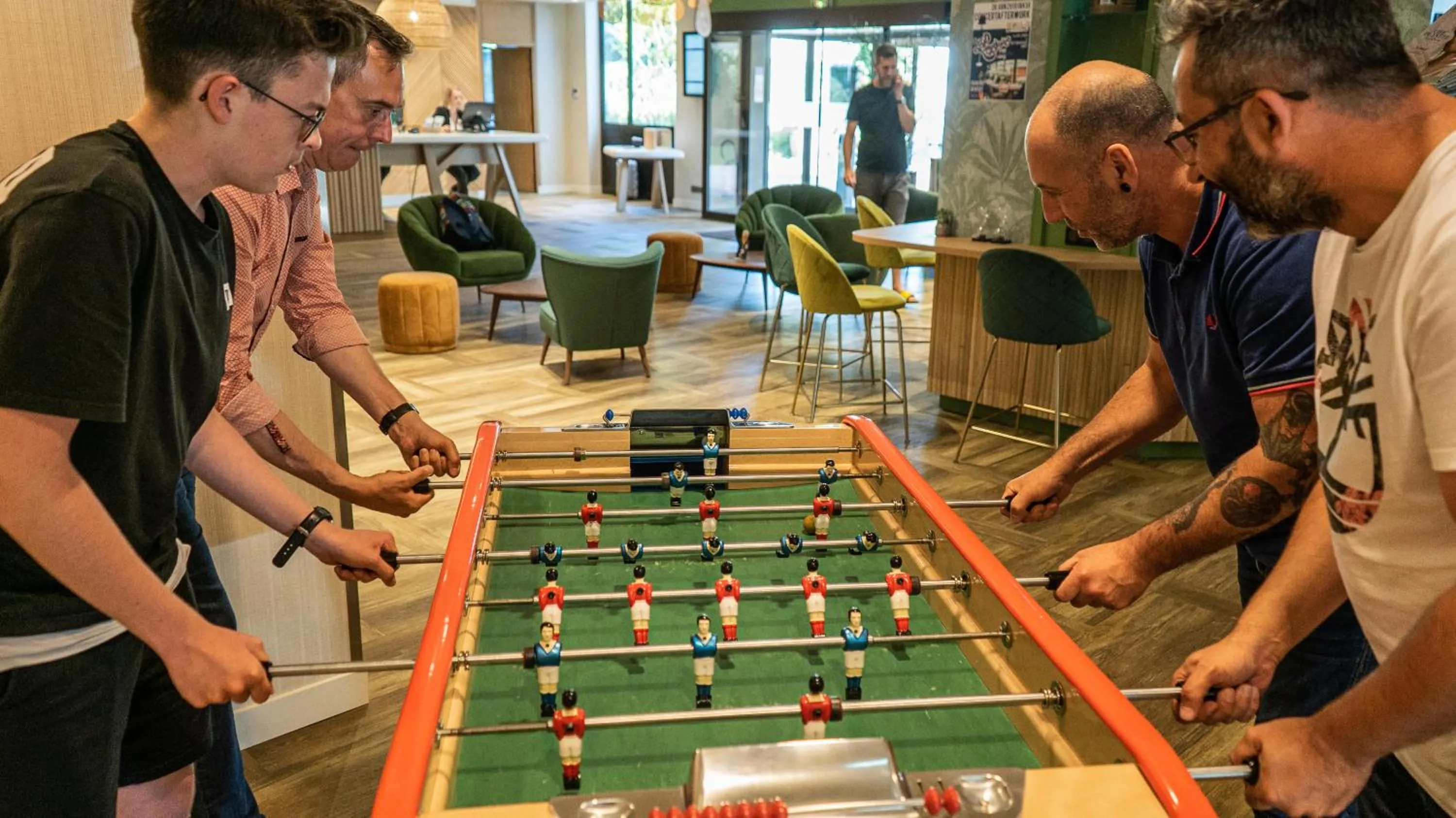 People in Mercure Niort Marais Poitevin