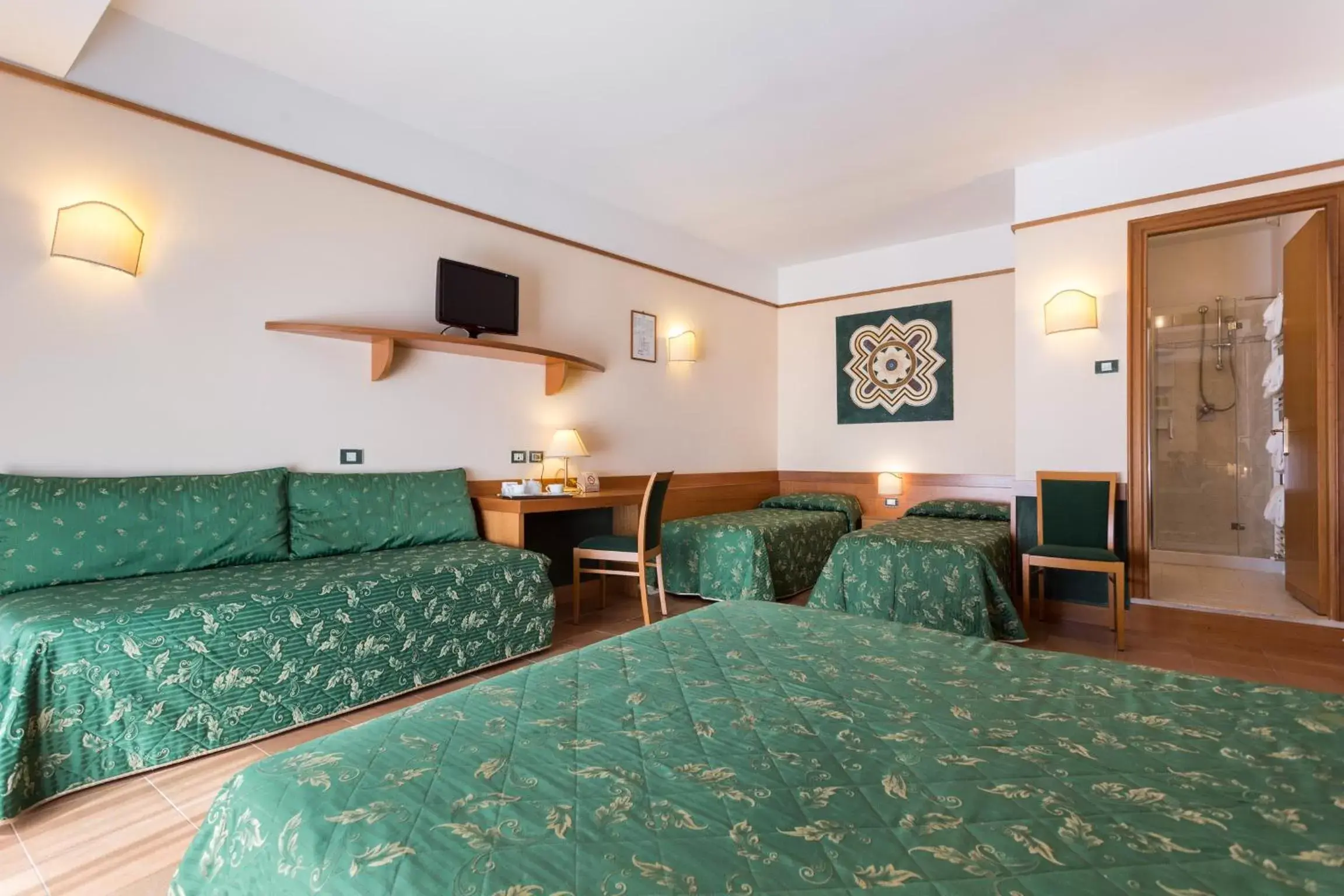 Bedroom, Seating Area in Hotel La Terrazza RESTAURANT & SPA