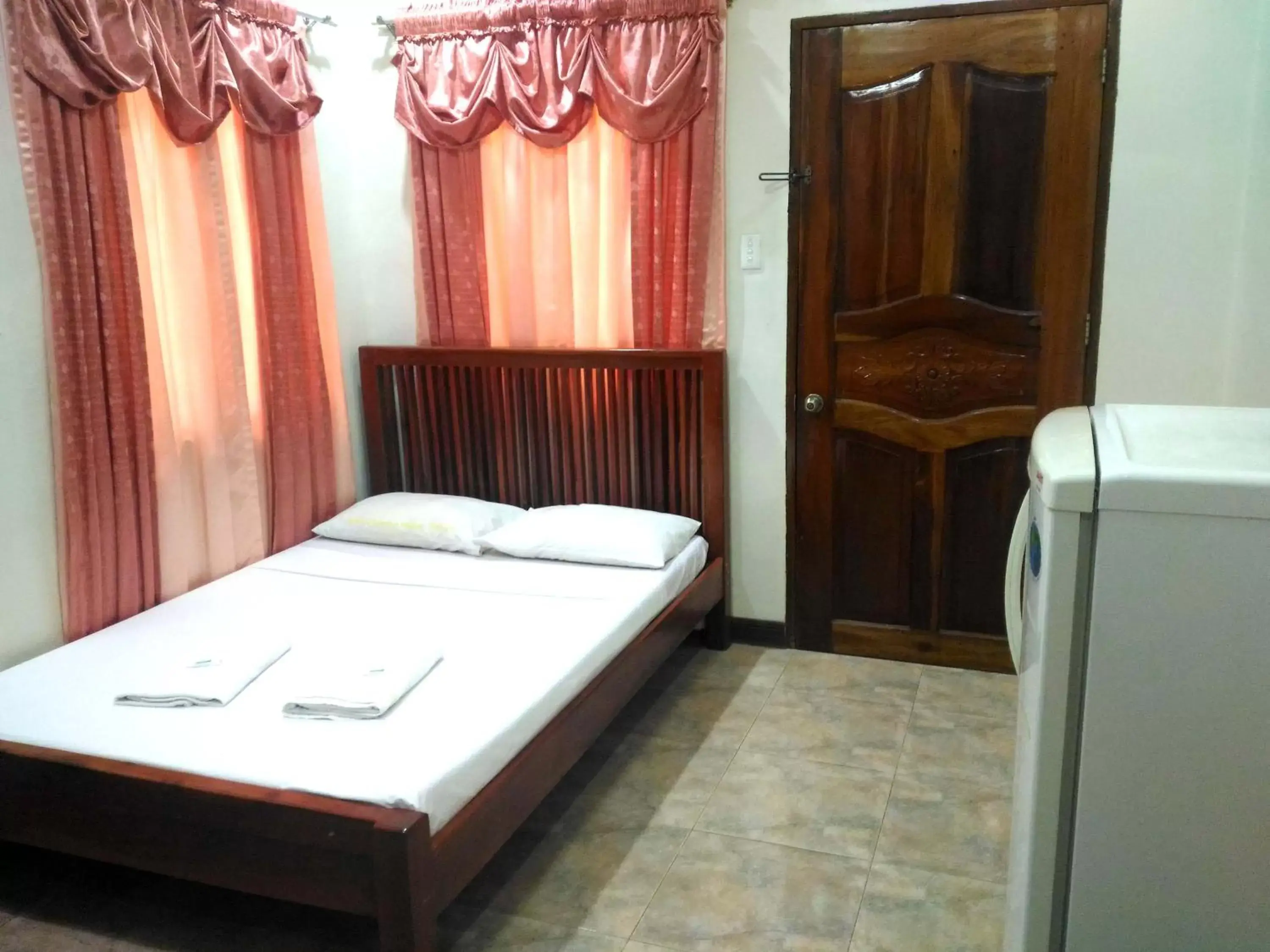 Bed in Tubod Flowing Water Resort