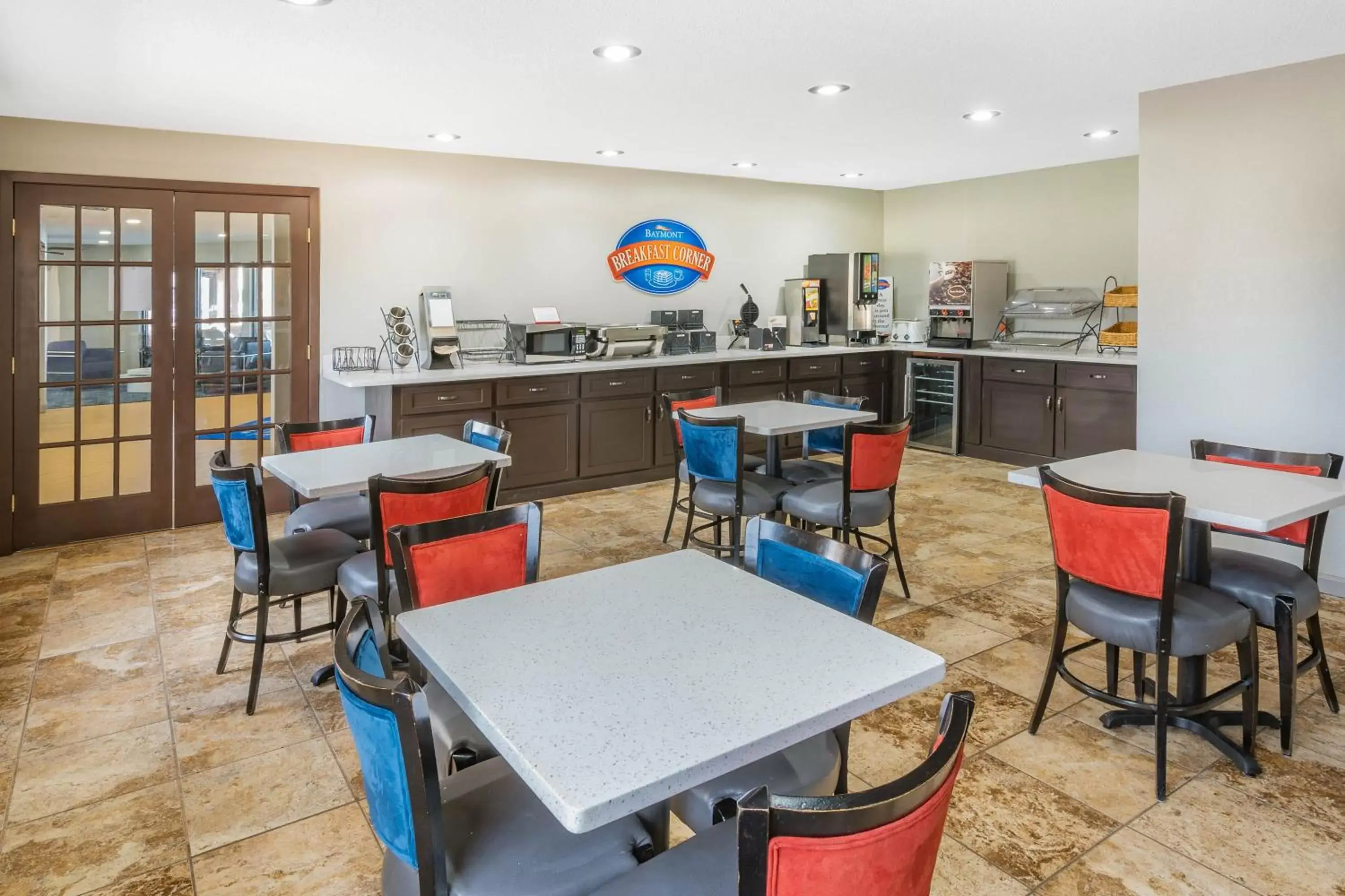 Continental breakfast, Restaurant/Places to Eat in Baymont by Wyndham Tupelo