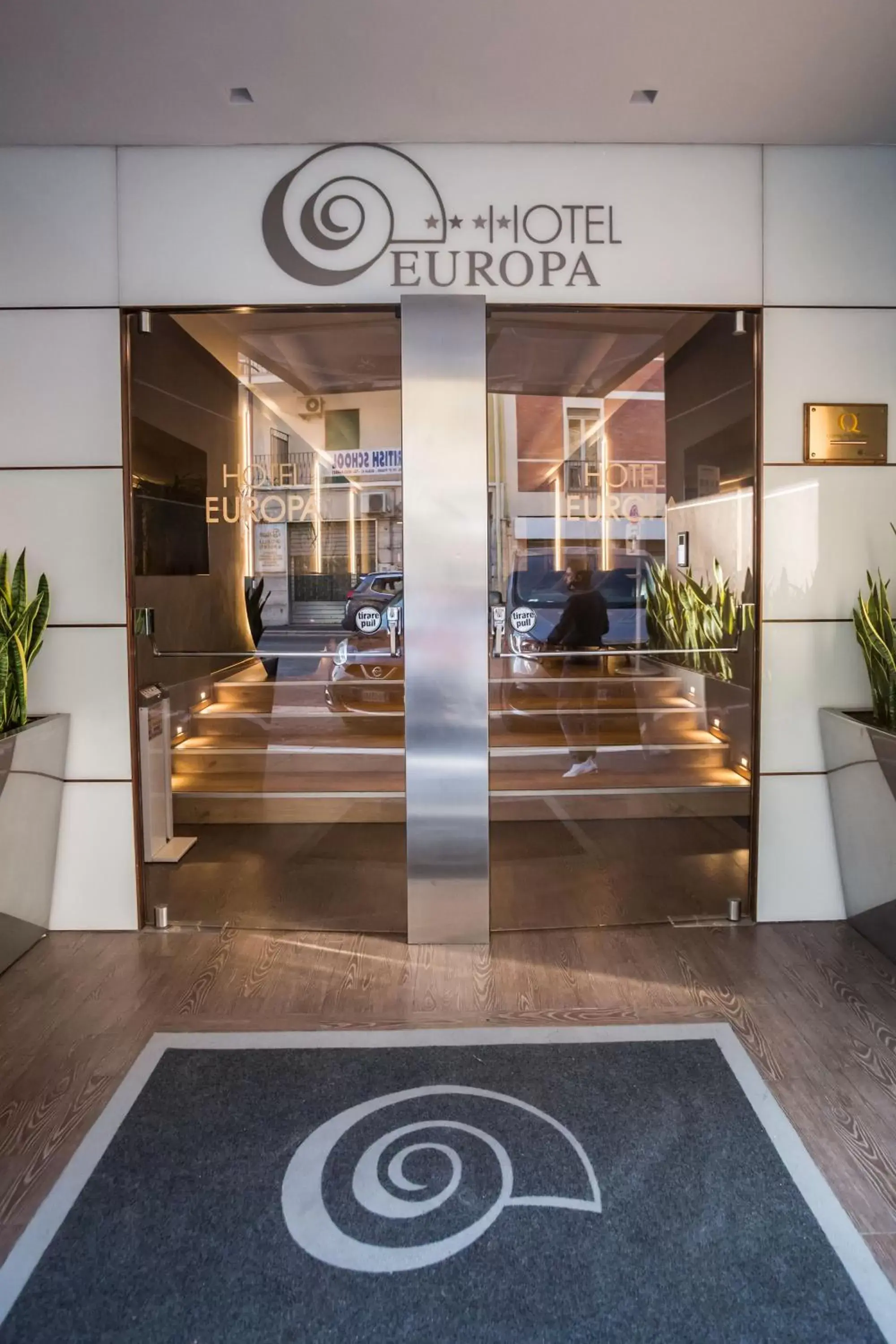 Facade/entrance in Hotel Europa Art Caserta