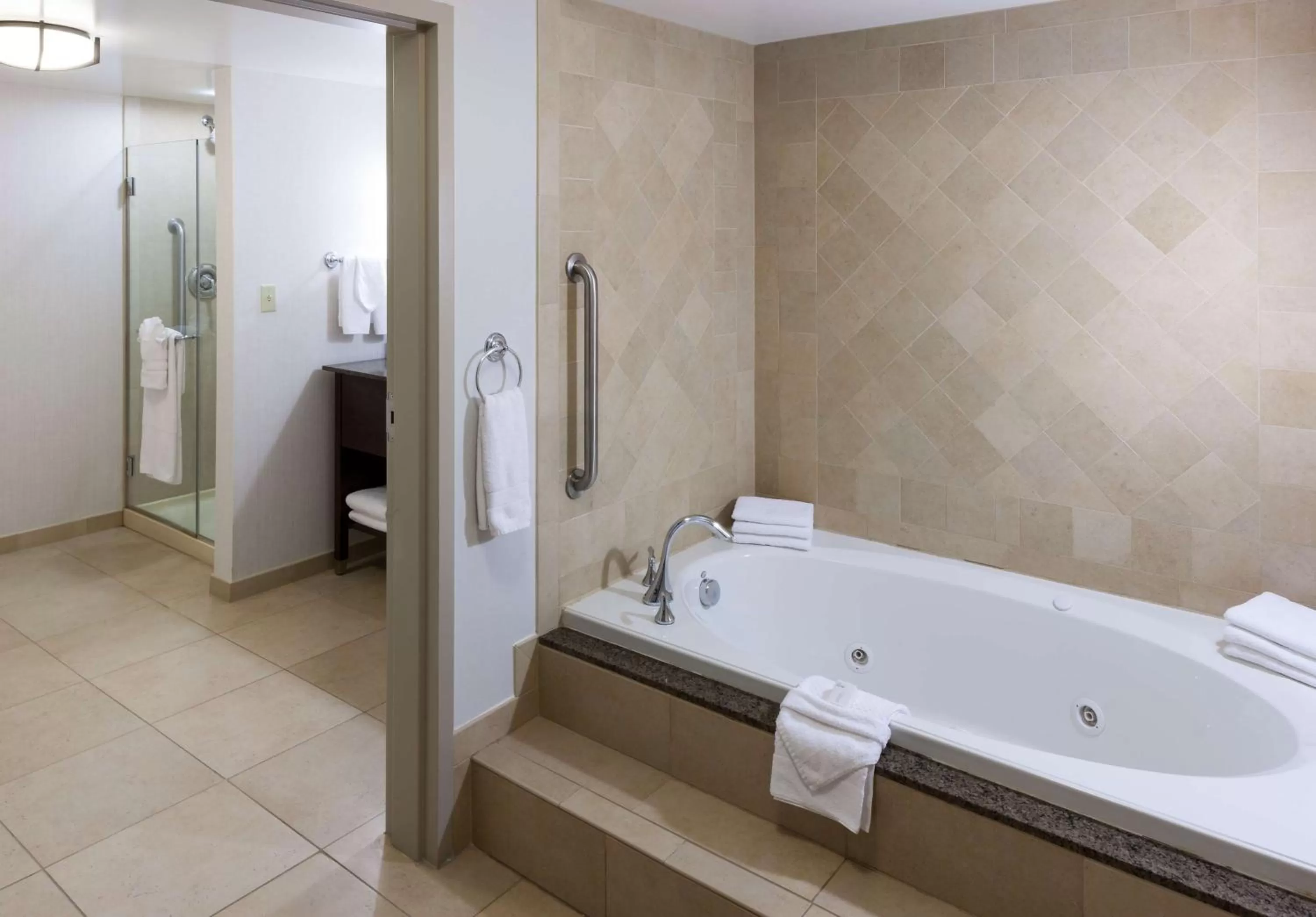 Bathroom in Embassy Suites Anchorage