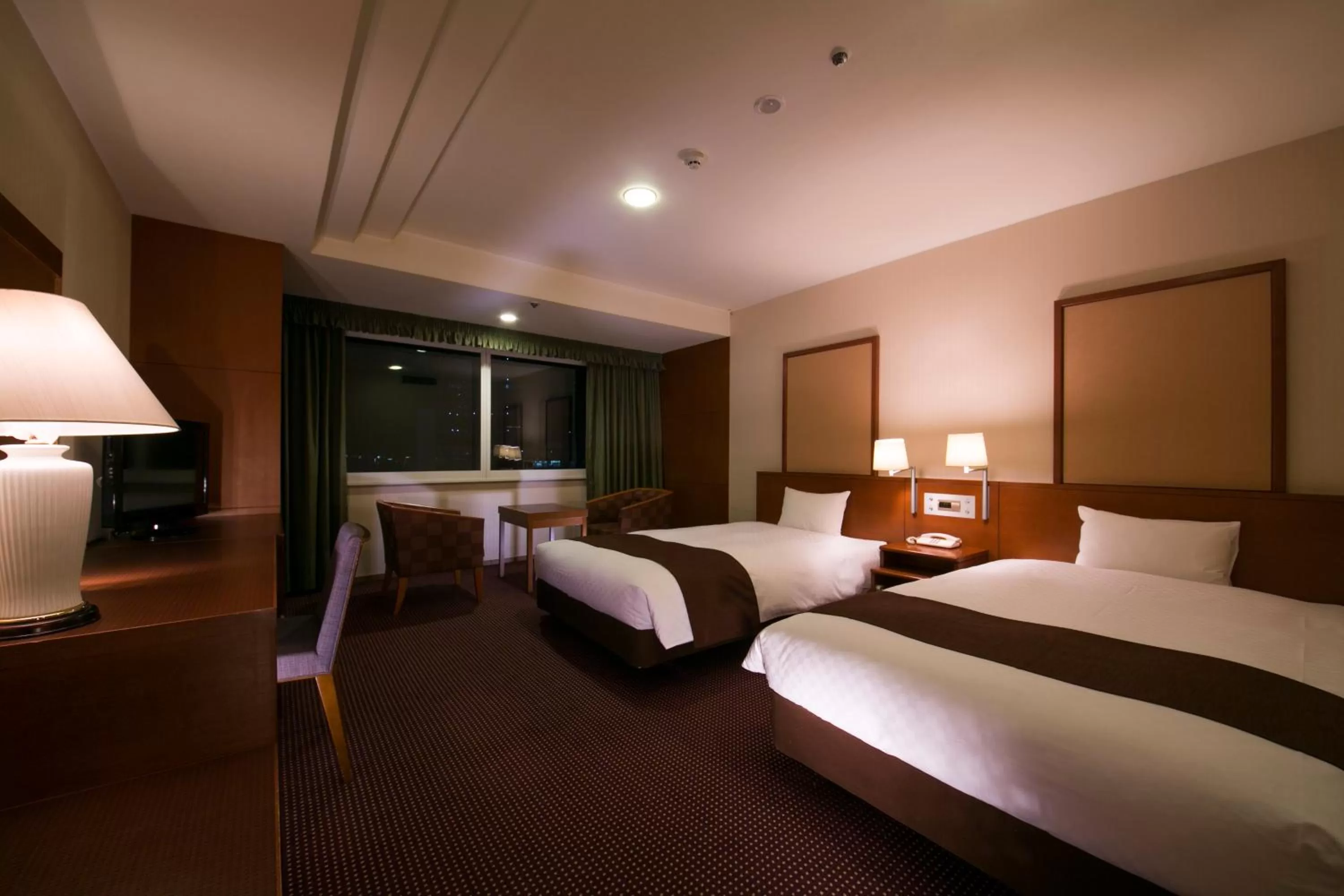 Photo of the whole room, Bed in Meitetsu Grand Hotel