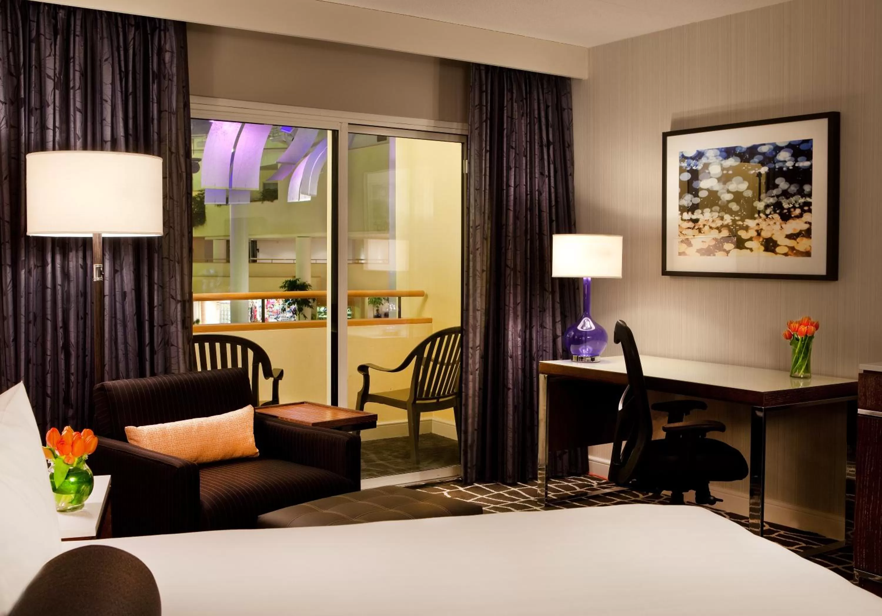 Living room, Bed in Hyatt Regency Princeton