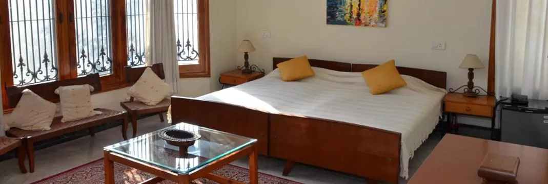 Decorative detail, Bed in Sandy's Homestay