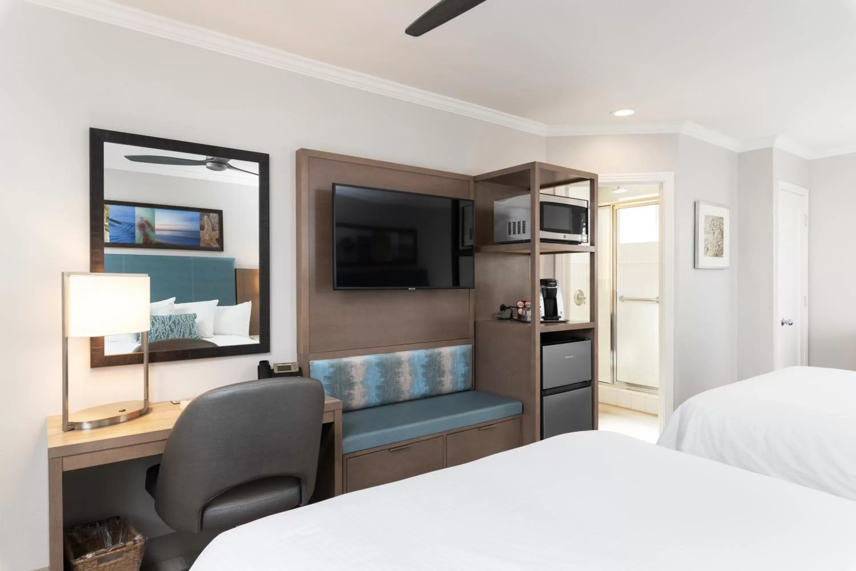 Bed in Marina Beach Motel Bed in Marina Beach Motel