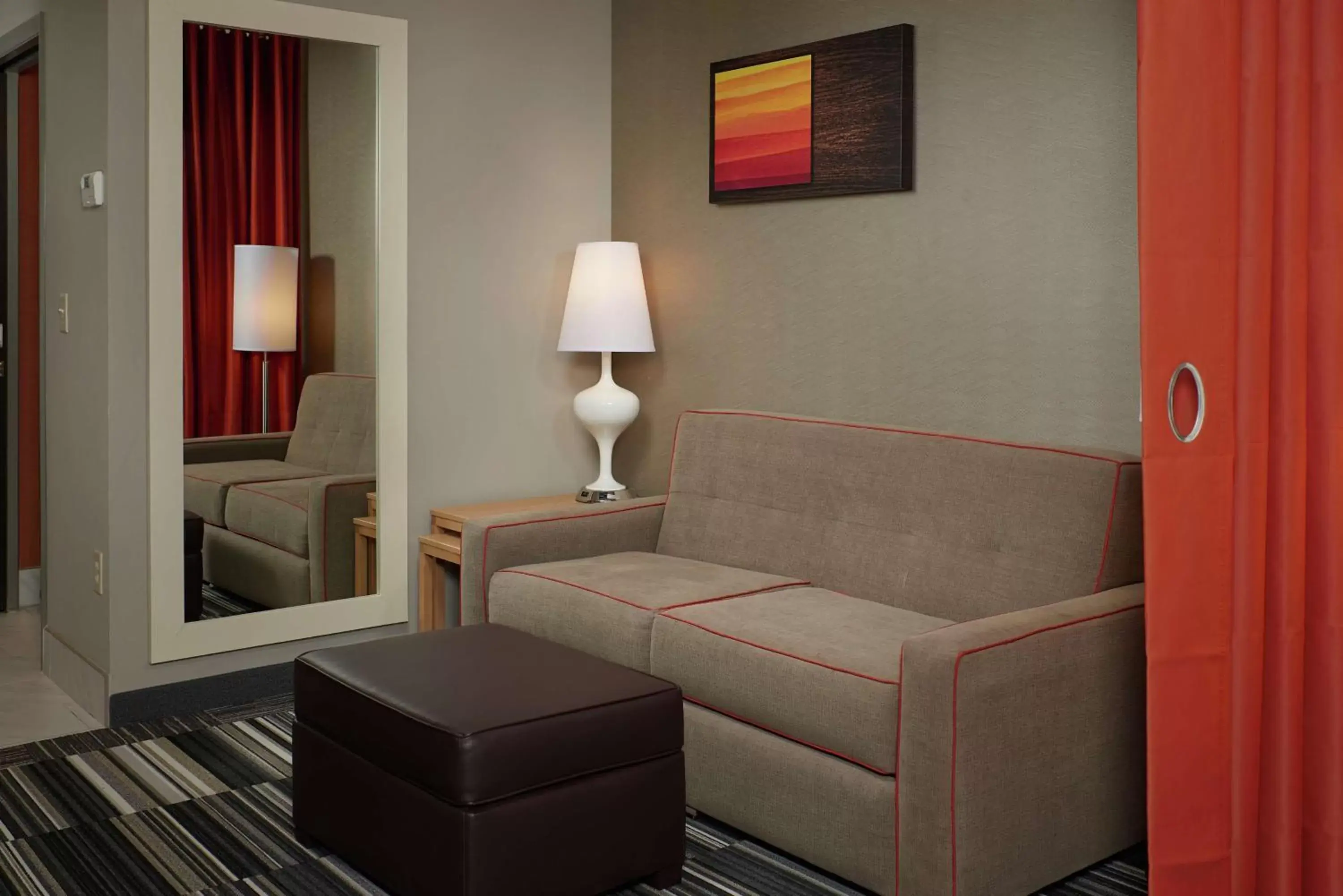 Living room, Seating Area in Home2 Suites By Hilton Muskogee