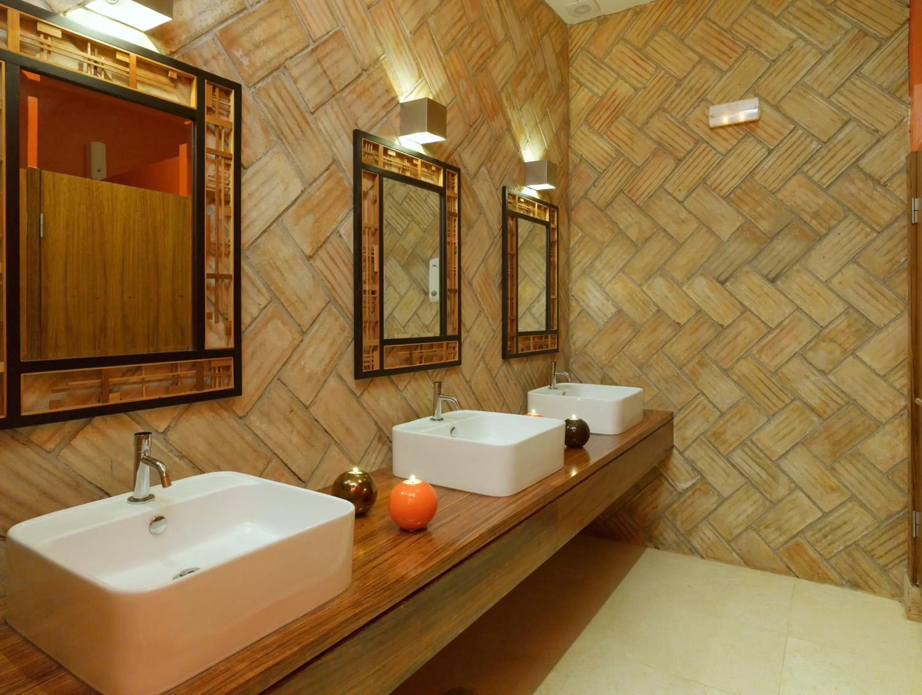 Bathroom in Hotel Praia Sol