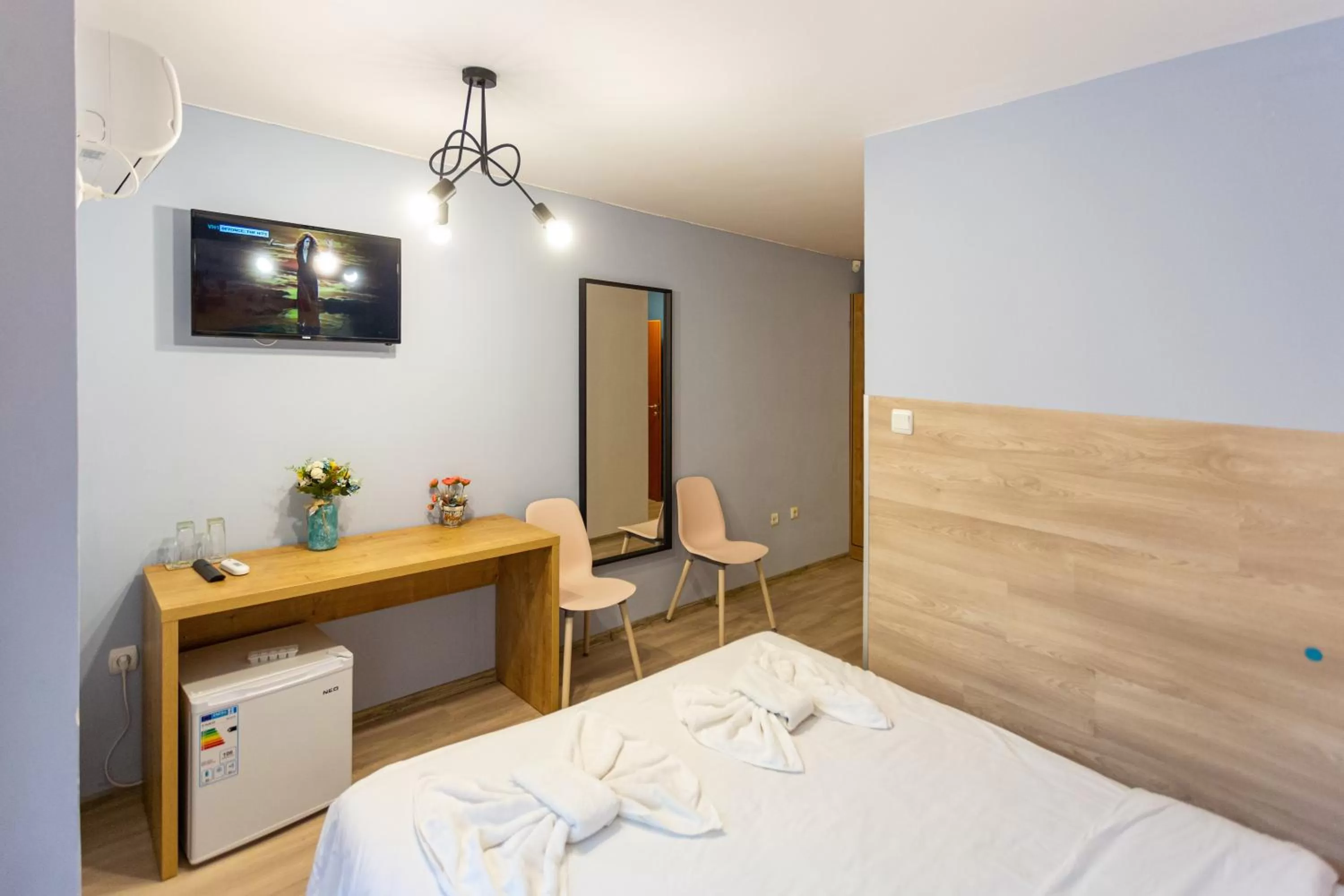 Bed in Family Hotel Jemelly