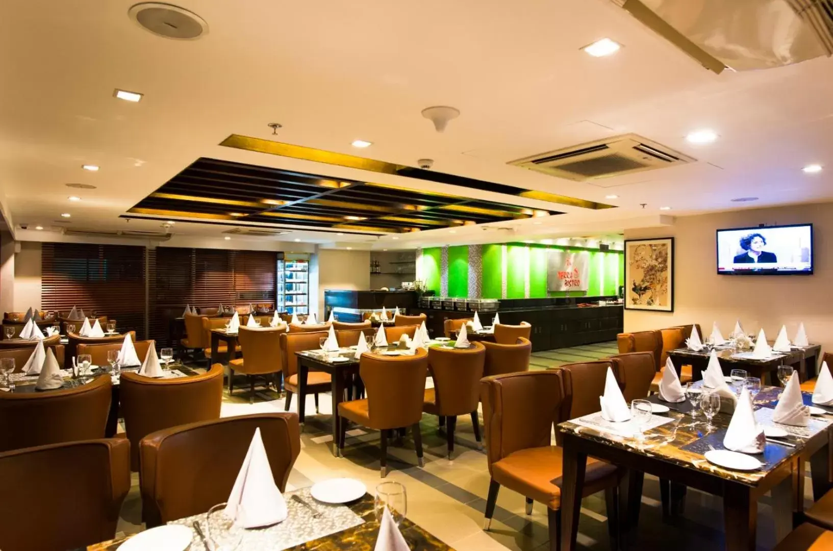 Restaurant/places to eat in Platinum Grand Restaurant/places to eat in Platinum Grand