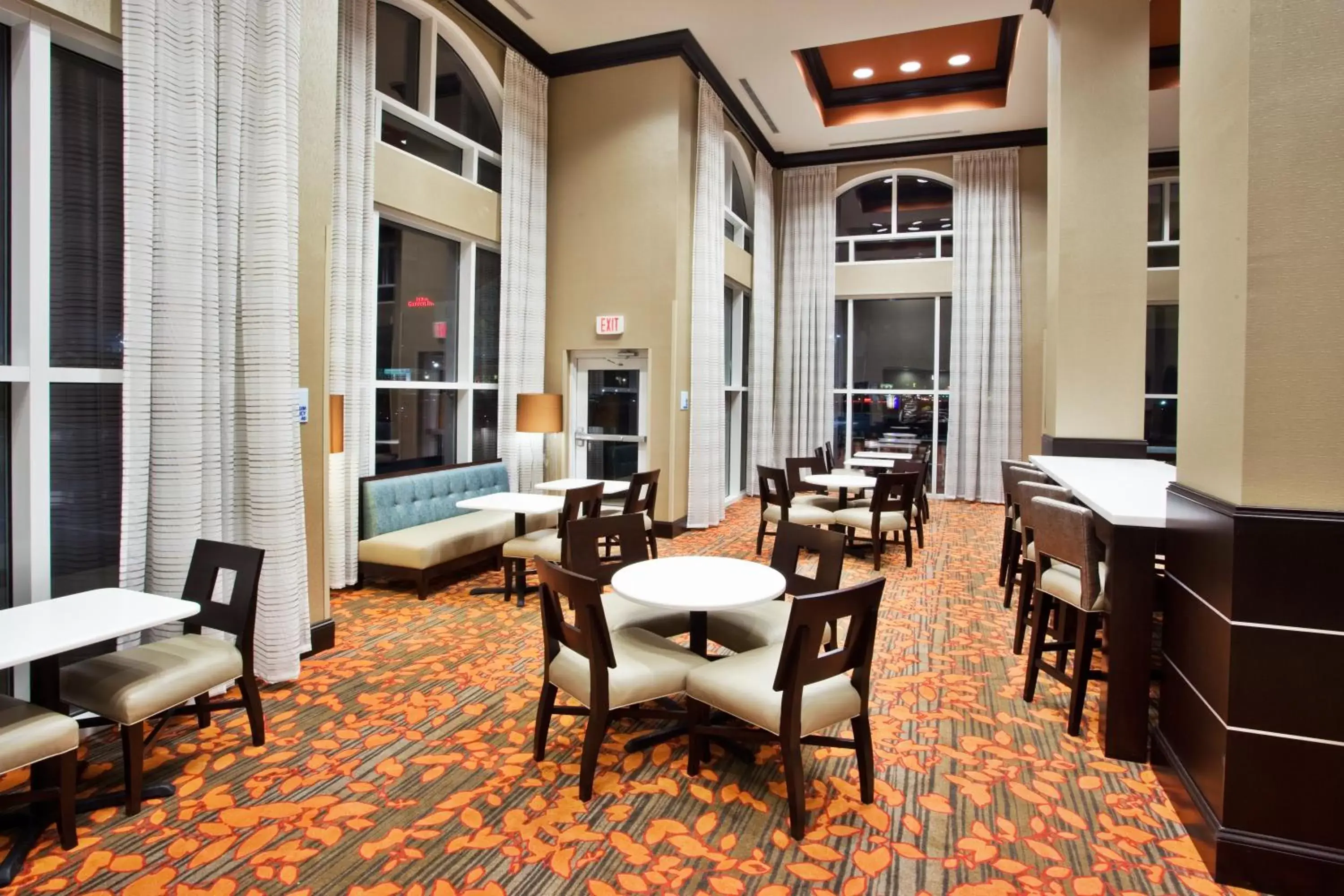 Breakfast, Restaurant/Places to Eat in Holiday Inn Express Augusta North, an IHG Hotel
