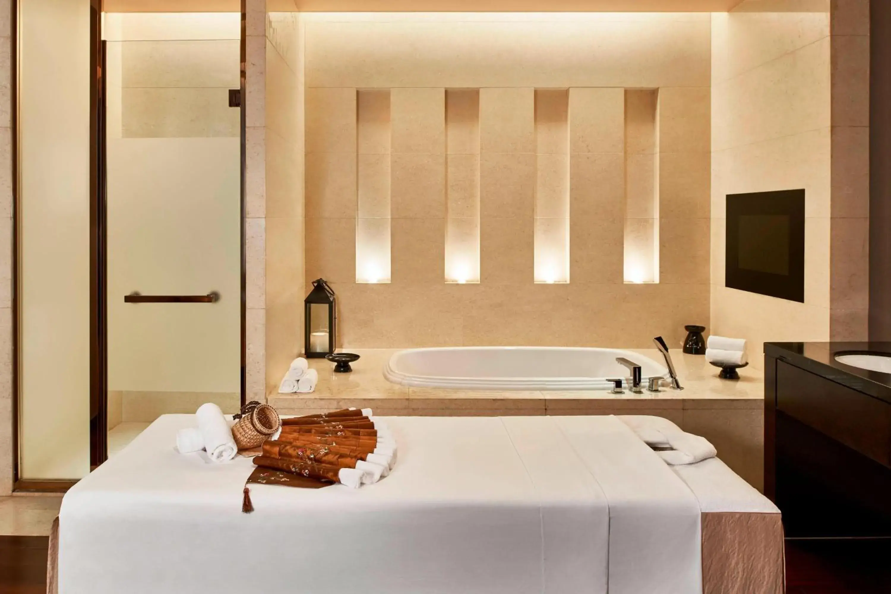 Spa and wellness centre/facilities, Bathroom in The Westin Wuhan Wuchang