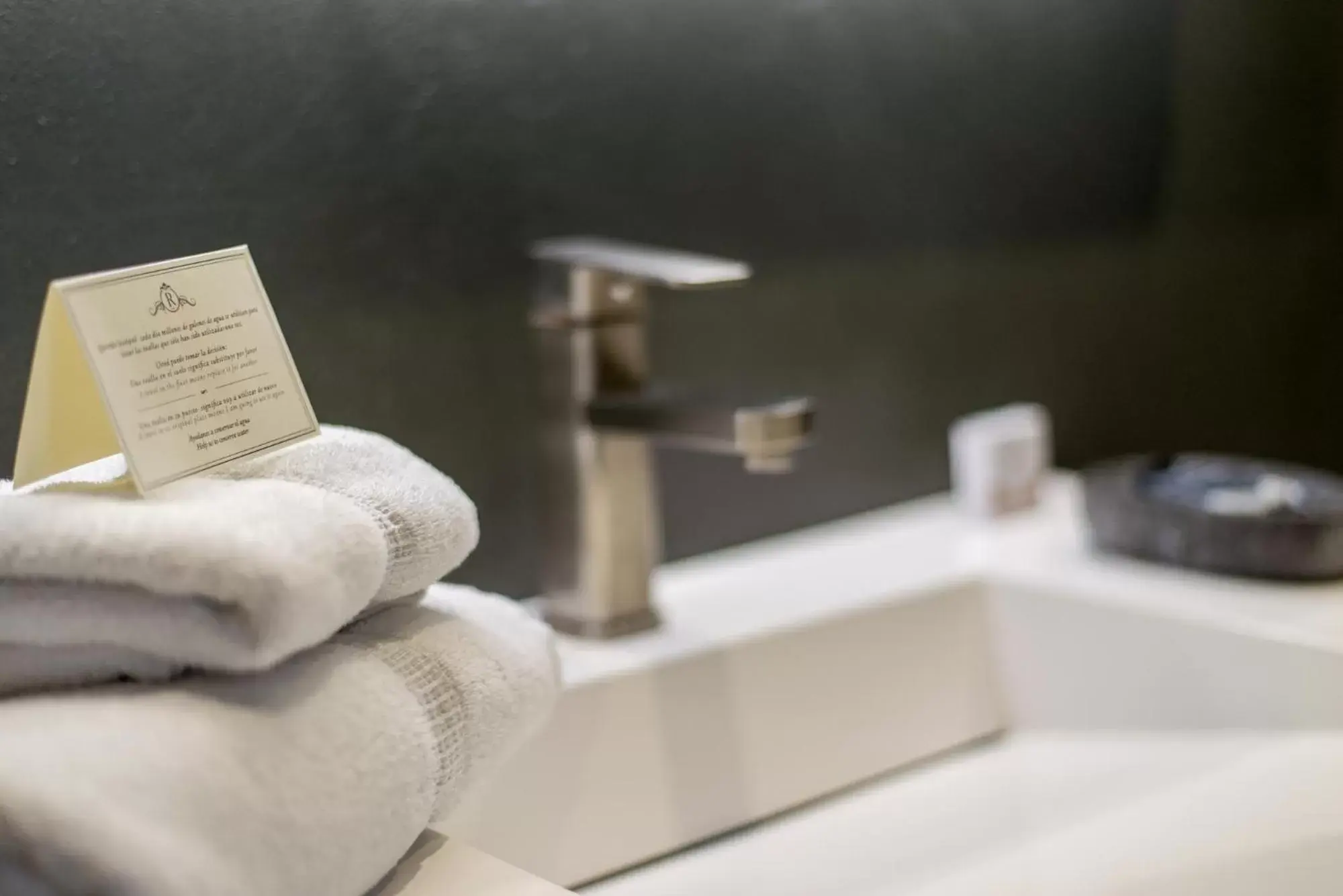 Bathroom in Hotel Regina