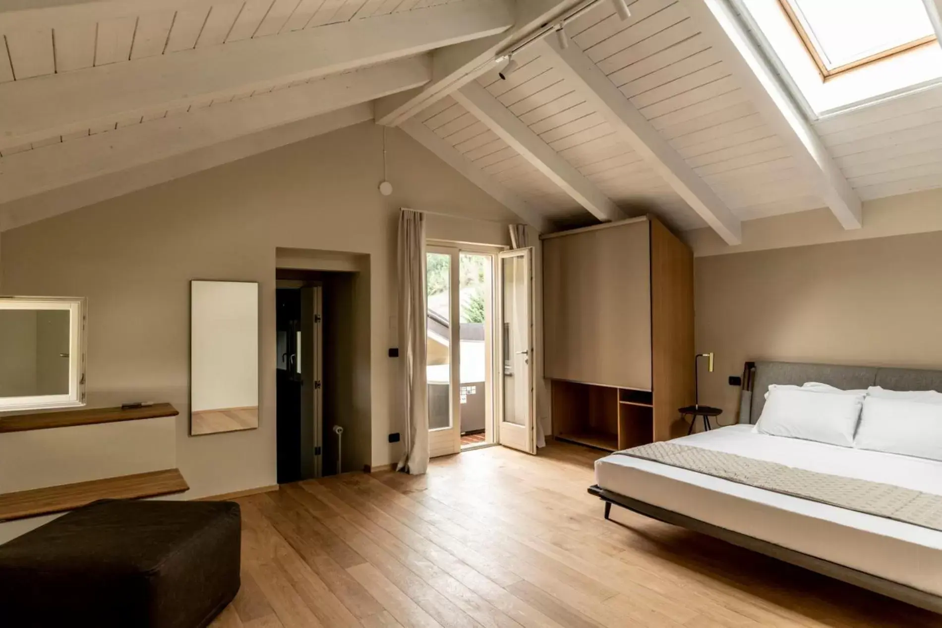 Bed in Parco Reala // Rural - Luxury - Rooms