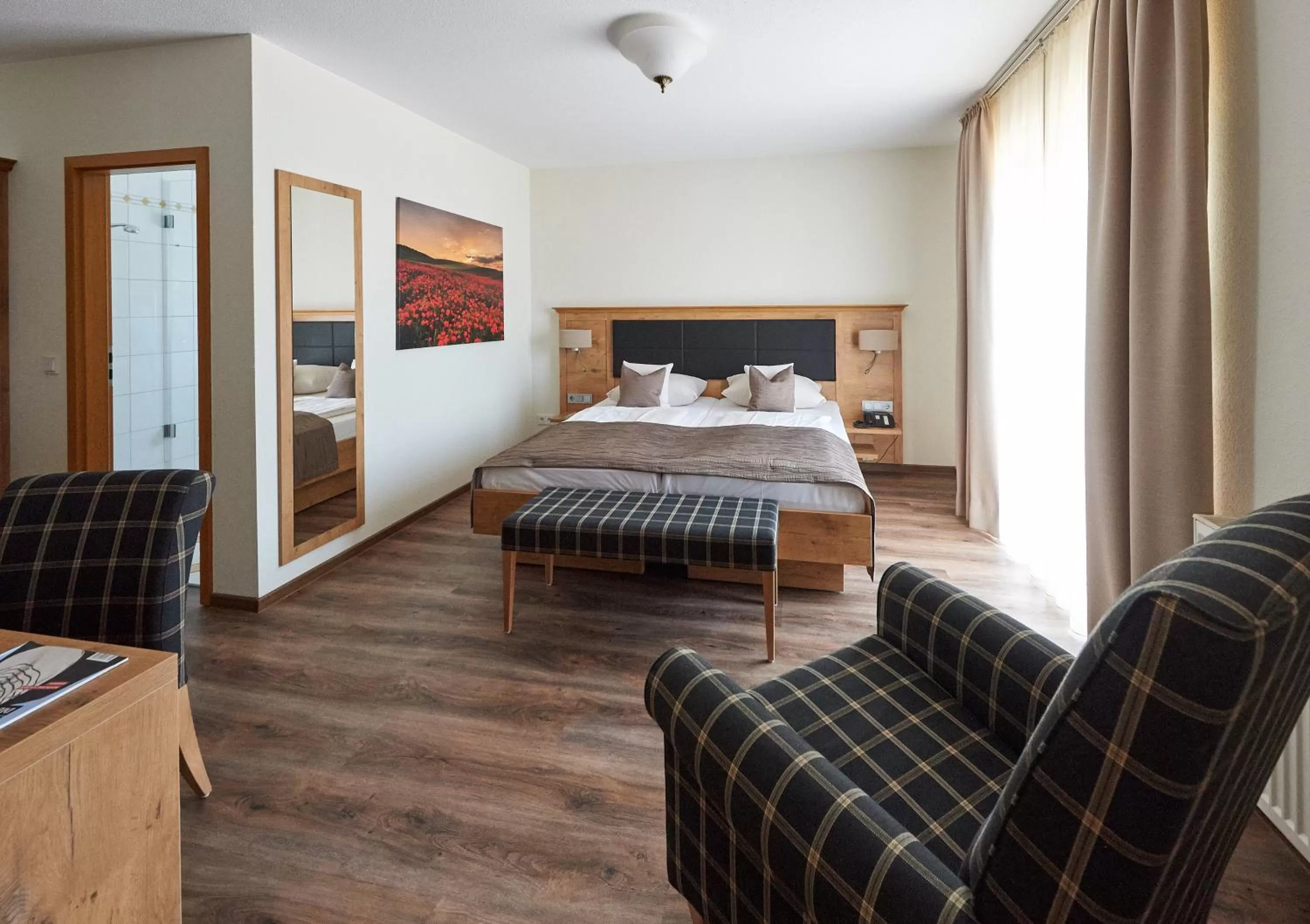 Photo of the whole room, Bed in Fetzers Landhotel