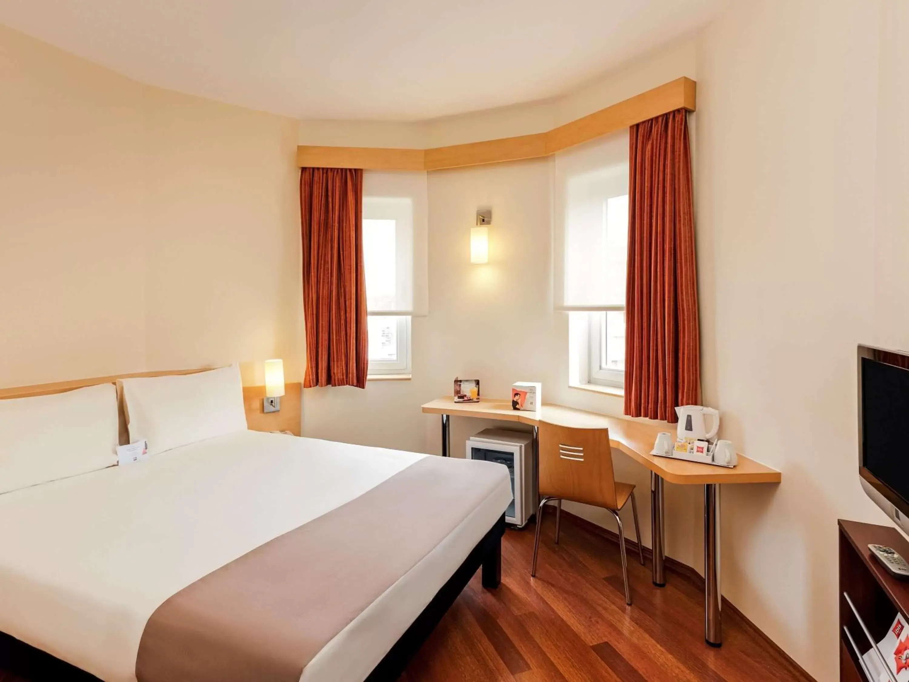 Photo of the whole room, Bed in Ibis Eskisehir
