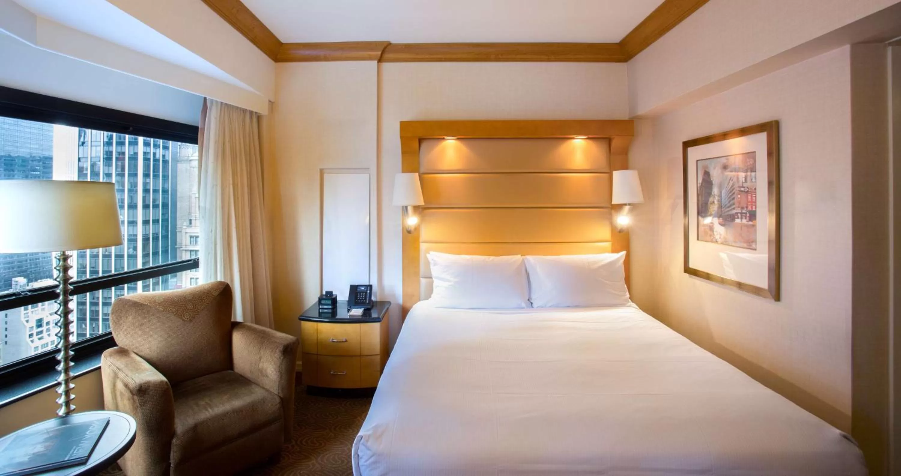 Bed in New York Hilton Midtown
