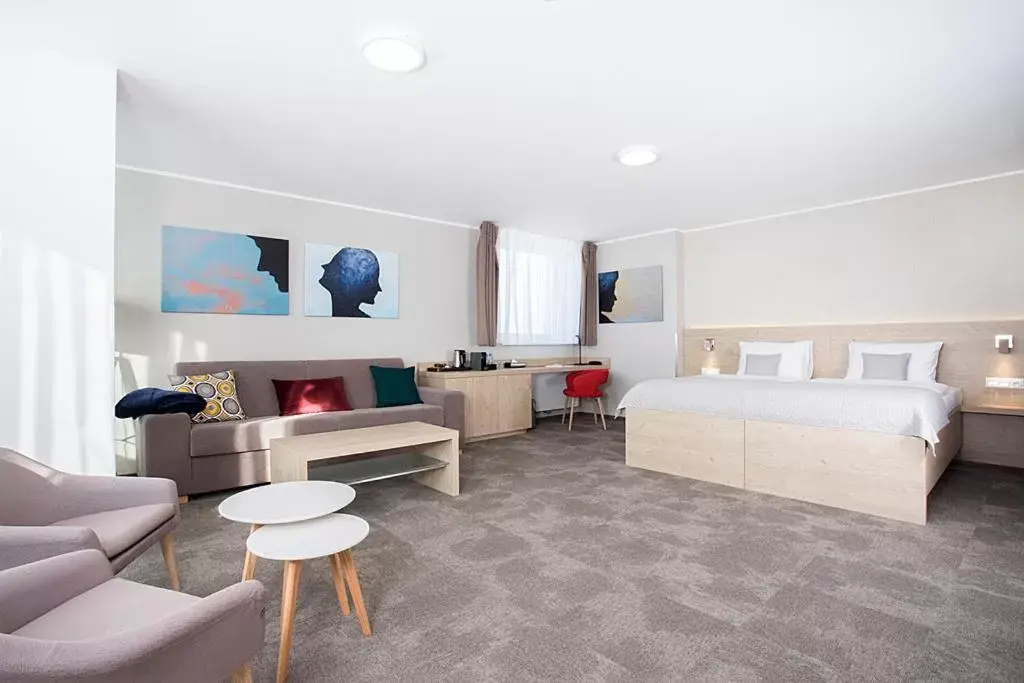 Comfort Suite in Hotel reSTART Superior Comfort Suite in Hotel reSTART Superior