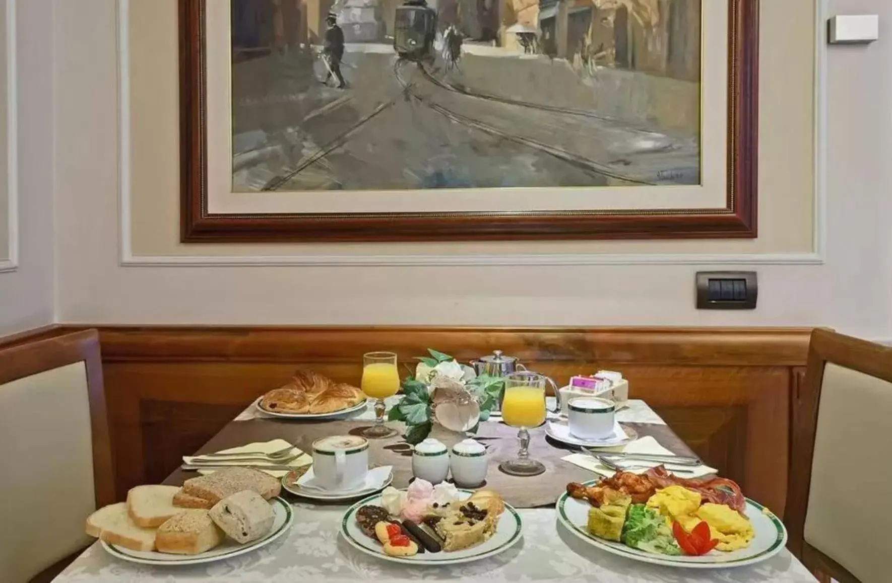 Breakfast in Tmark Hotel Vaticano