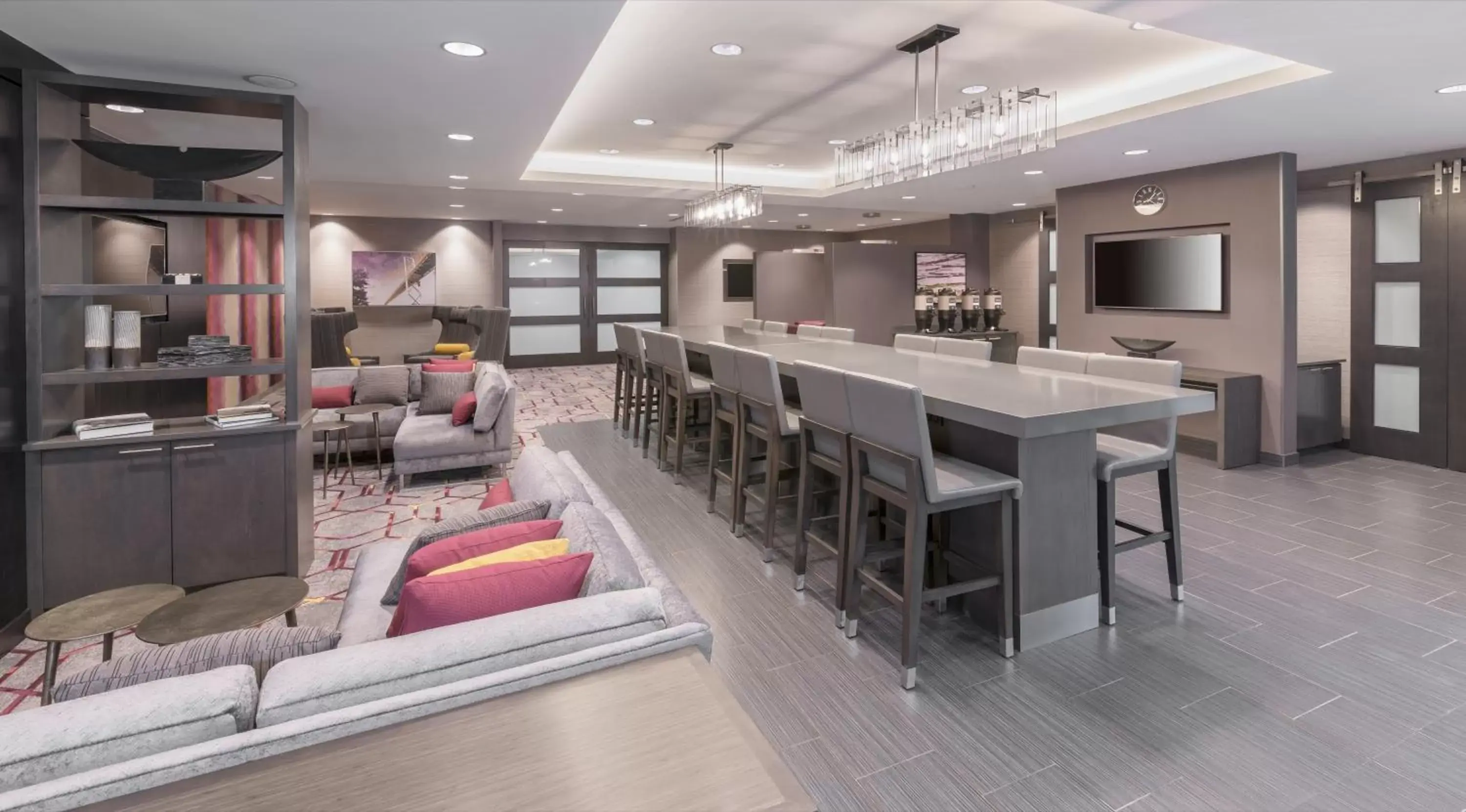 Dining area in Residence Inn by Marriott Halifax Dartmouth